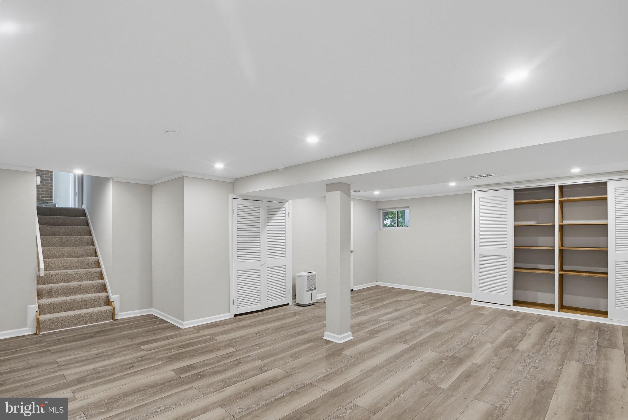 GLENFIELD MANOR - Residential