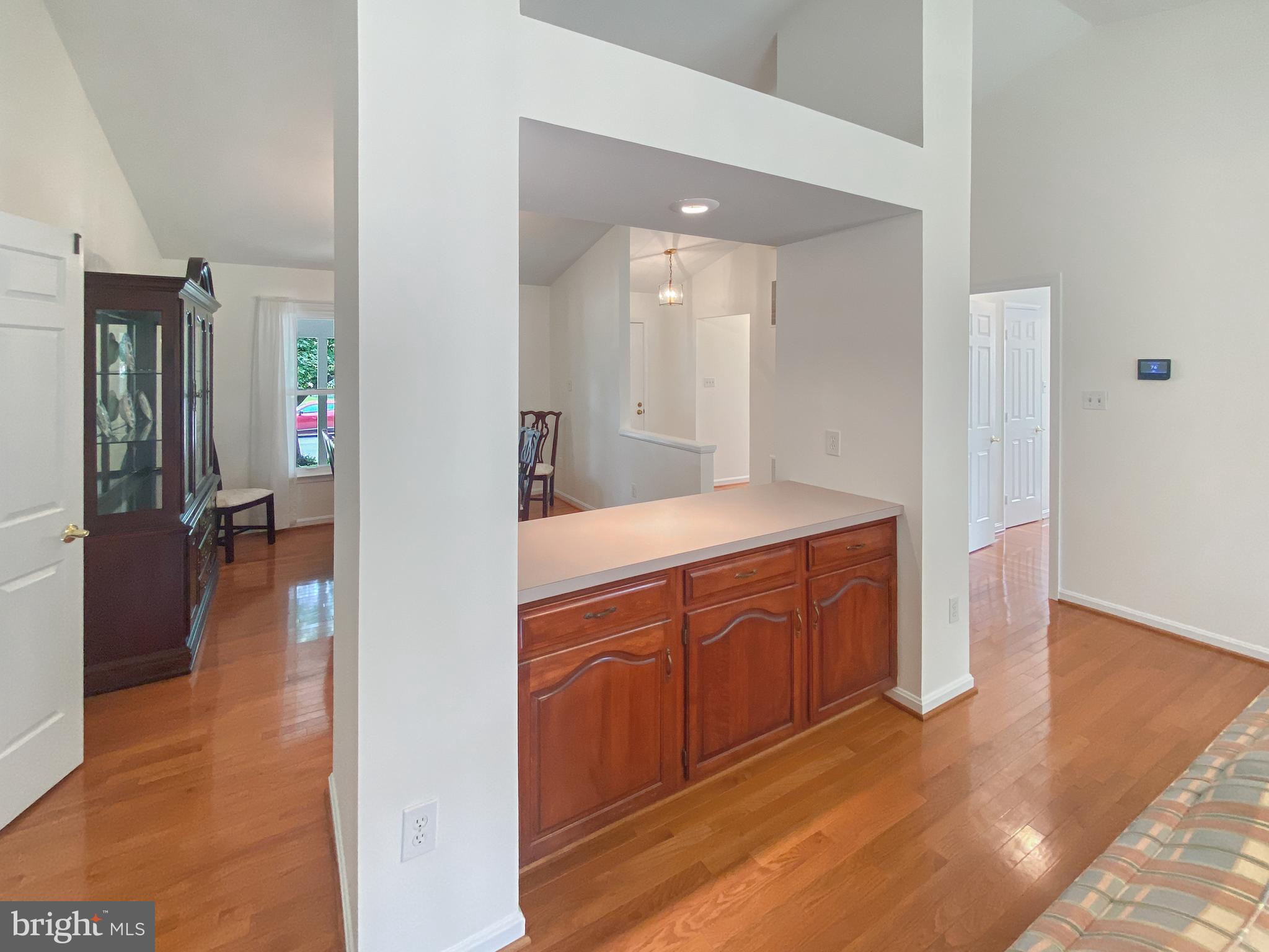 COUNTRY CLUB - Residential