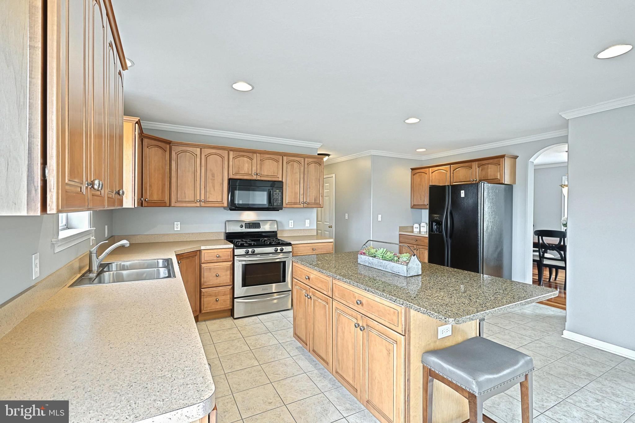 WINDSOR TWP - Residential