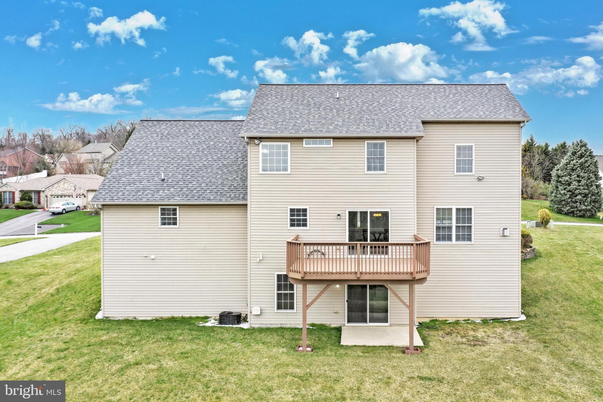 WINDSOR TWP - Residential