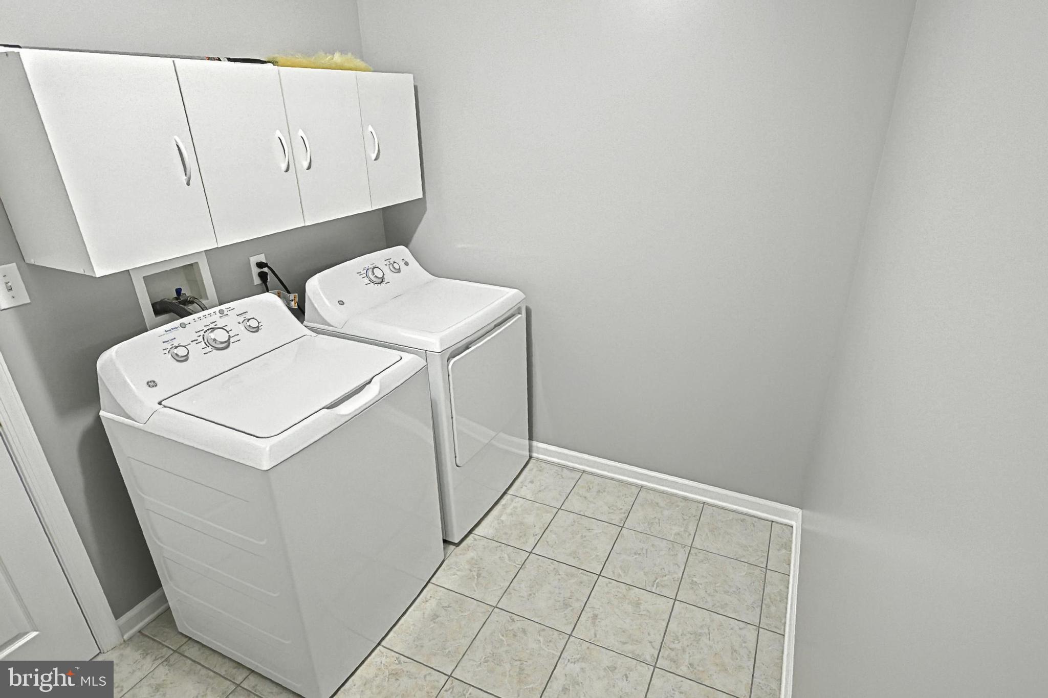 WINDSOR TWP - Residential