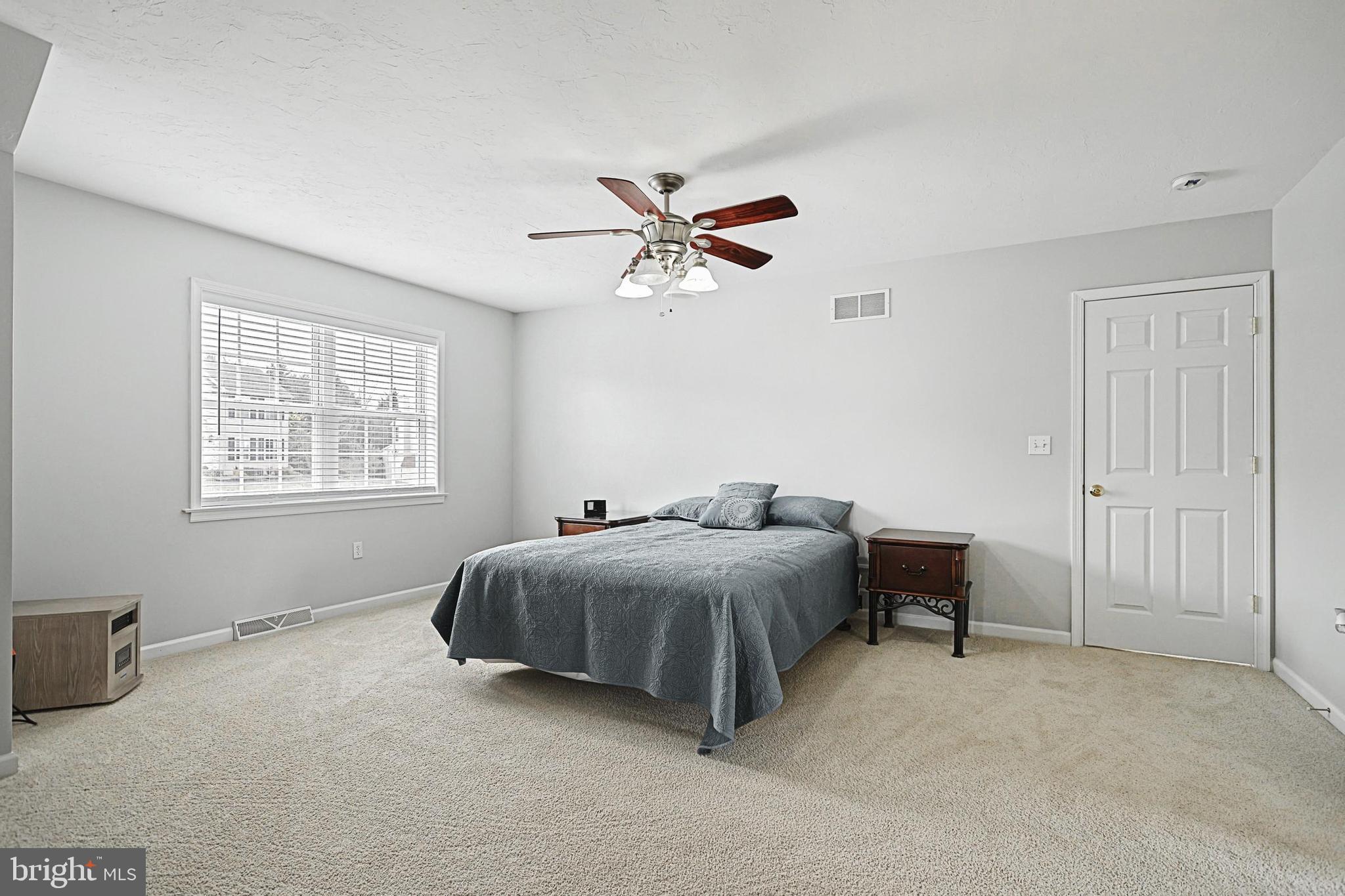WINDSOR TWP - Residential