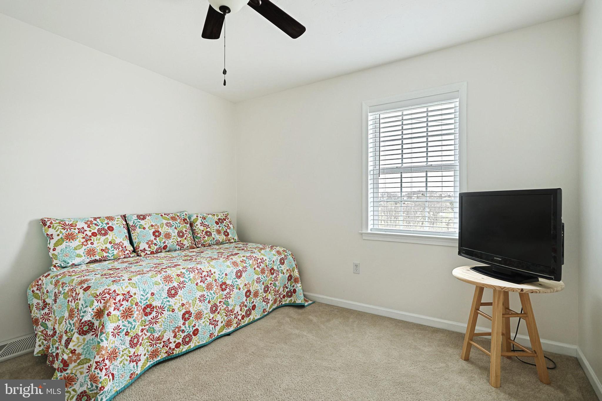 WINDSOR TWP - Residential
