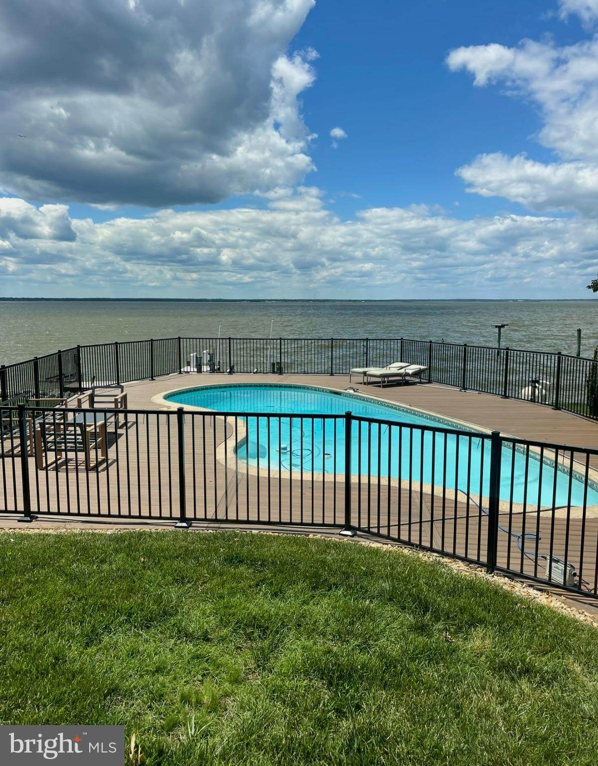SWAN POINT SUB - Residential