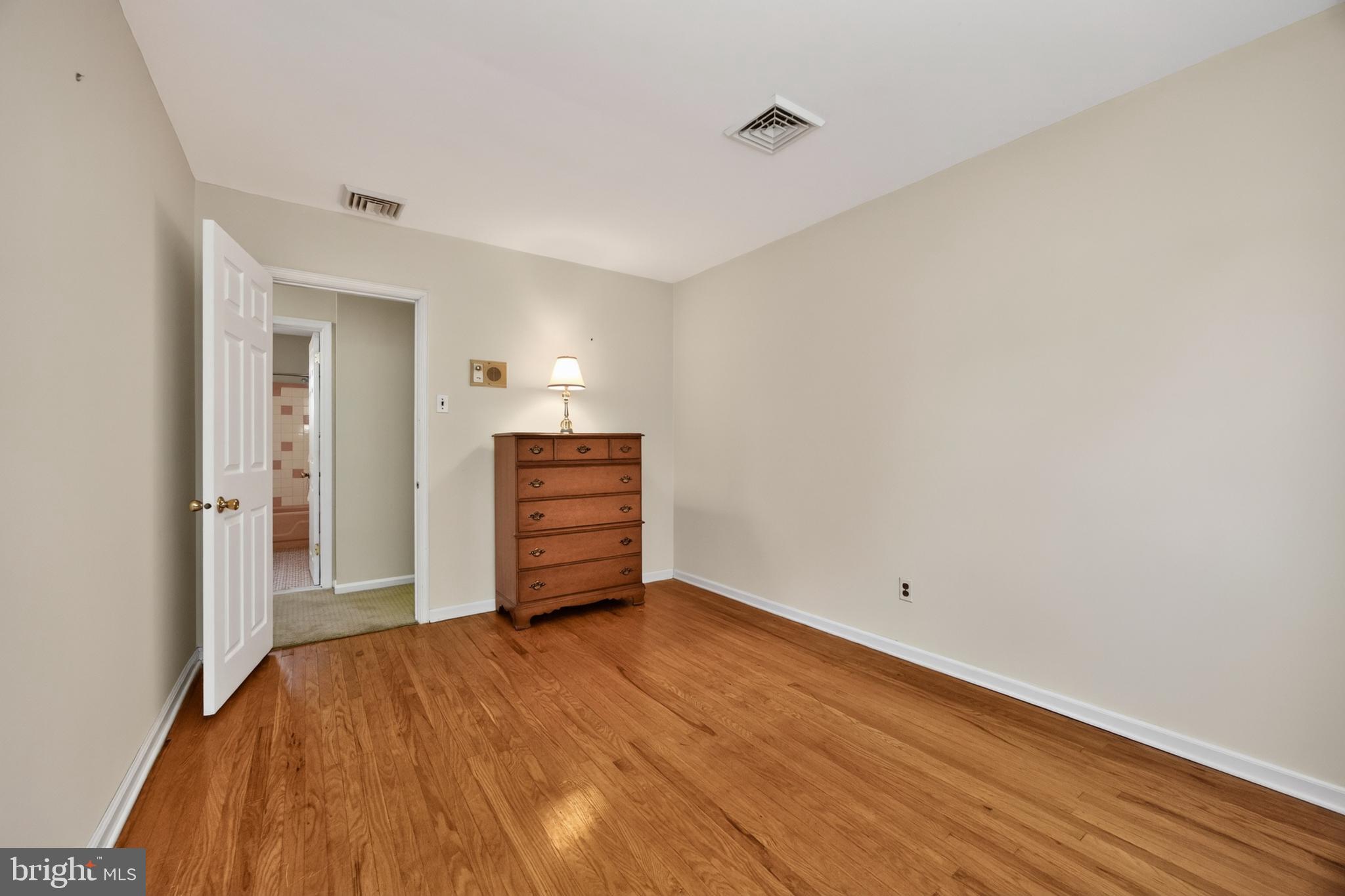 MARCHWOOD - Residential