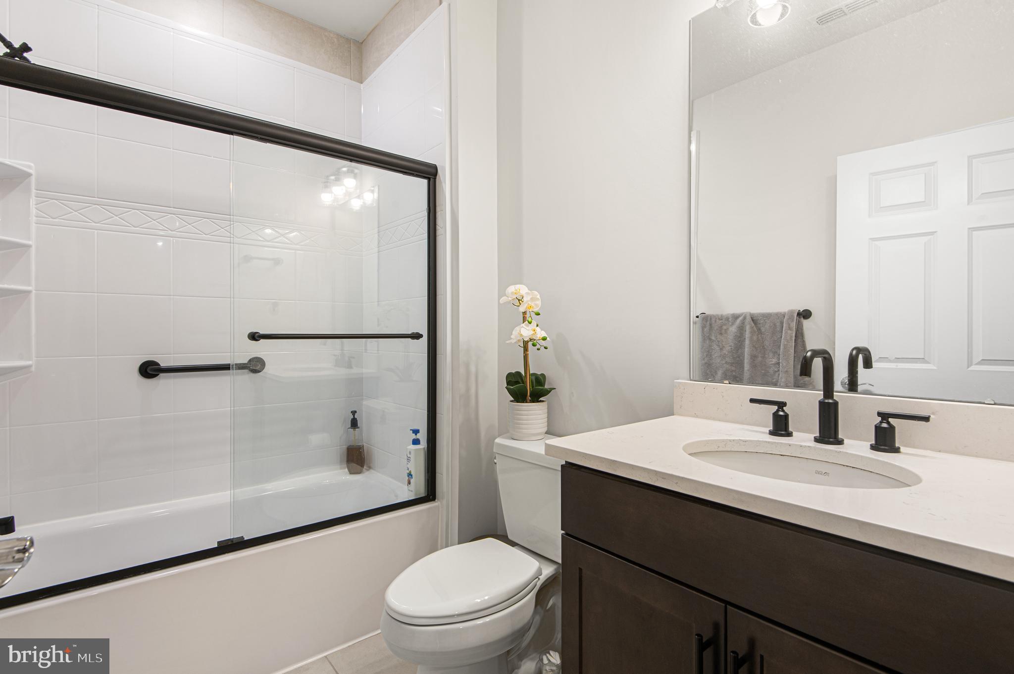 DEL WEBB NORTH PENN - Residential