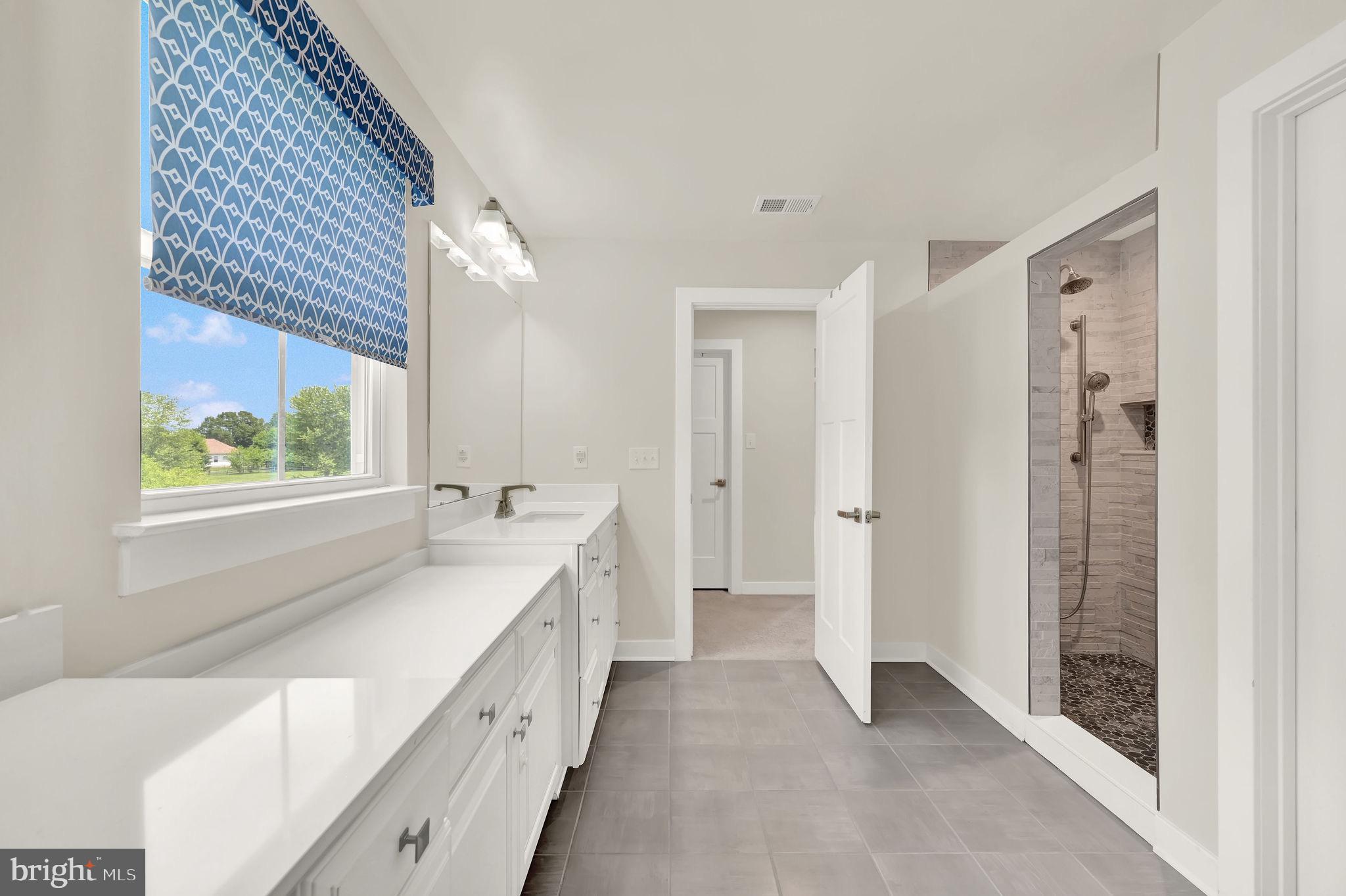 PARKSIDE - Residential