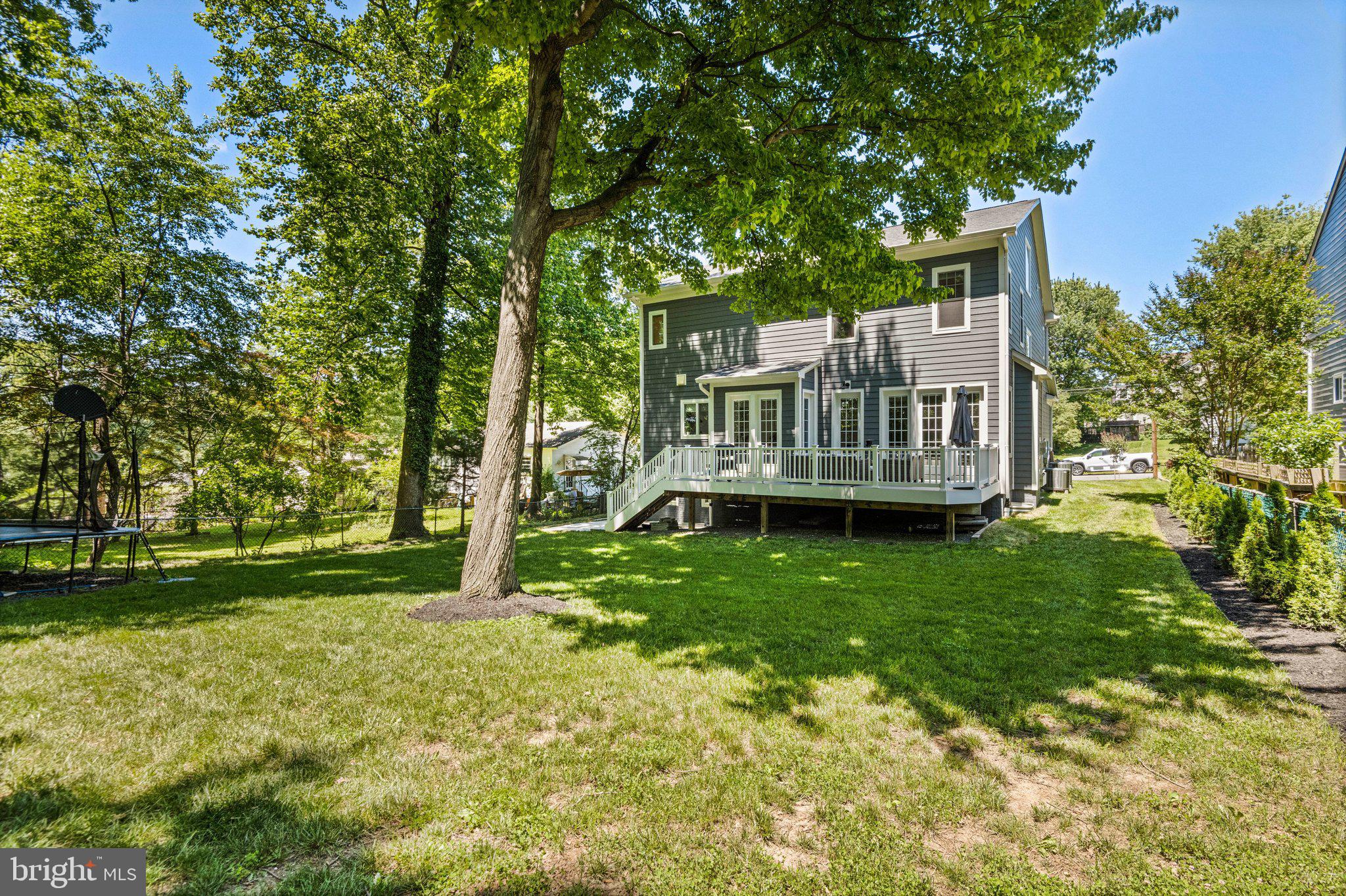 VIENNA WOODS - Residential