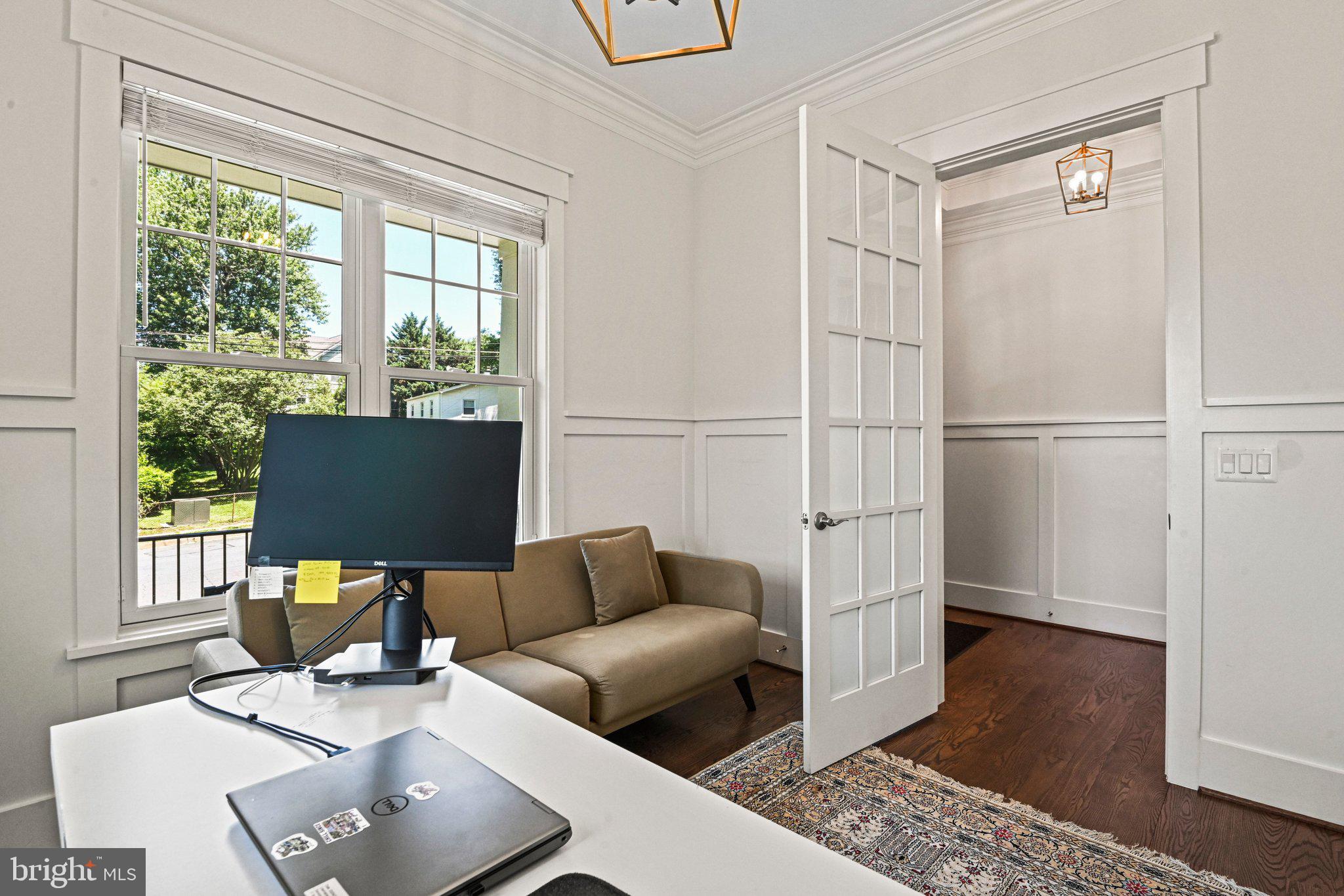 VIENNA WOODS - Residential