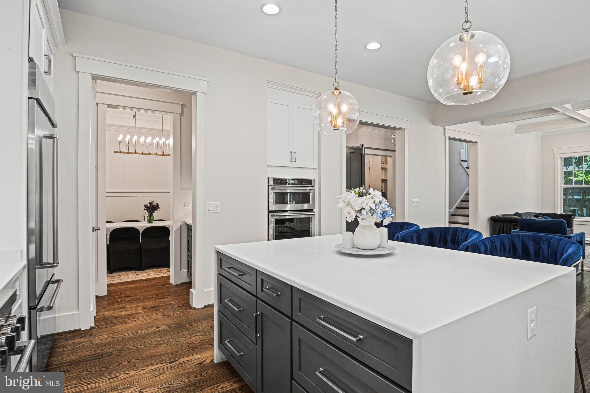 VIENNA WOODS - Residential