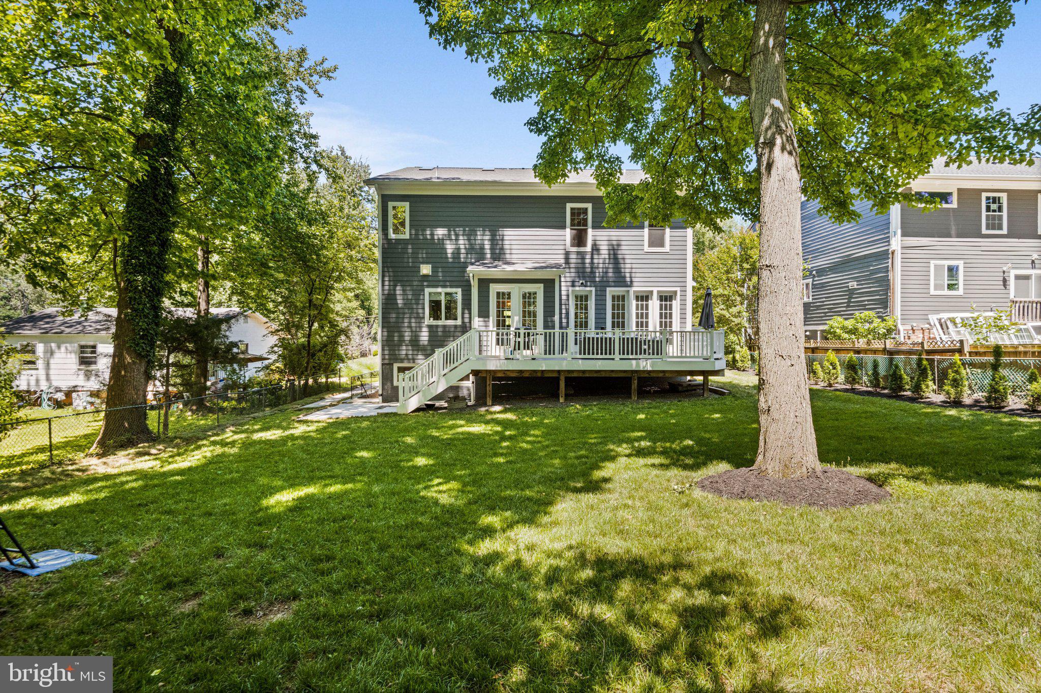 VIENNA WOODS - Residential