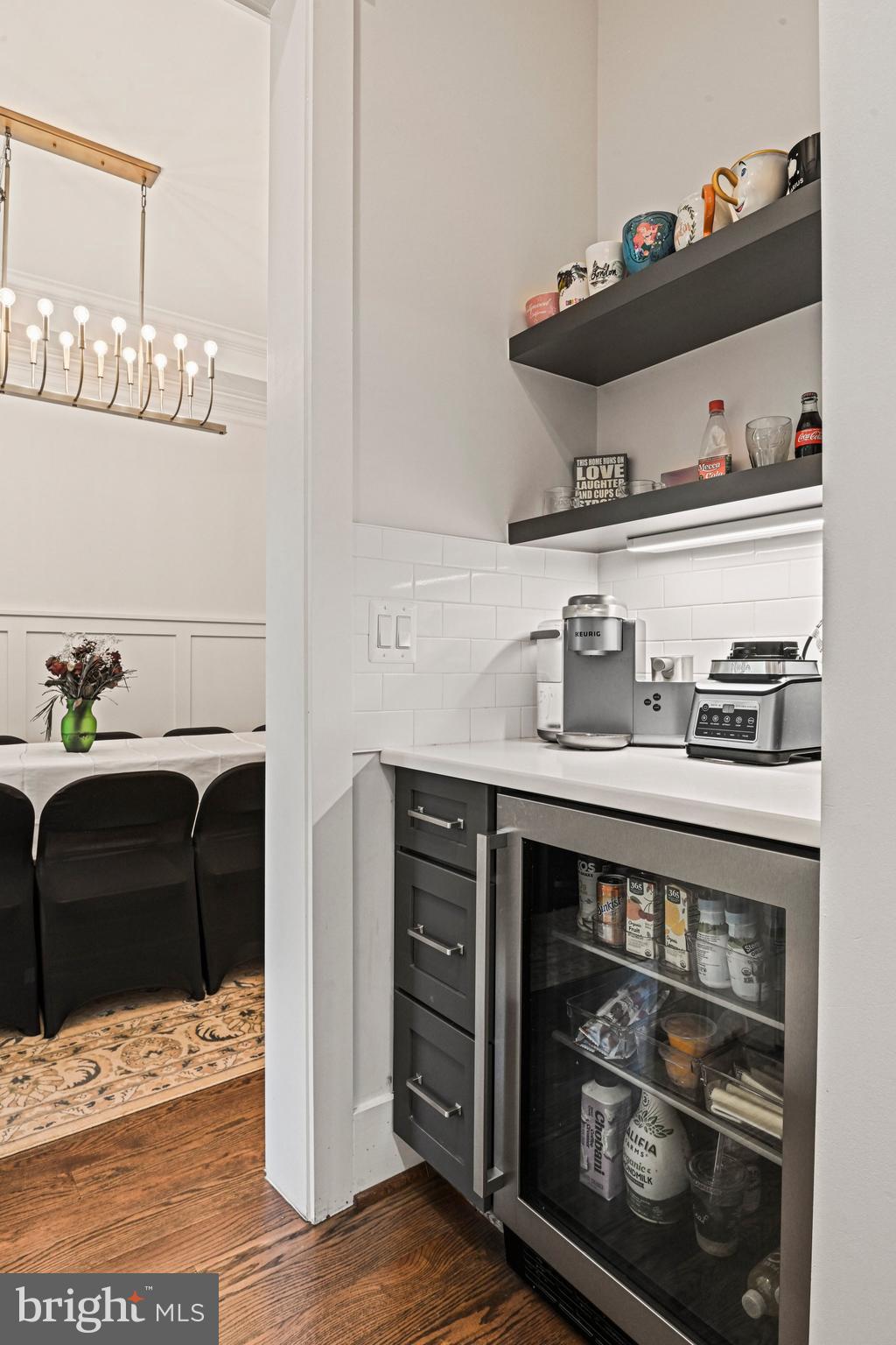 VIENNA WOODS - Residential