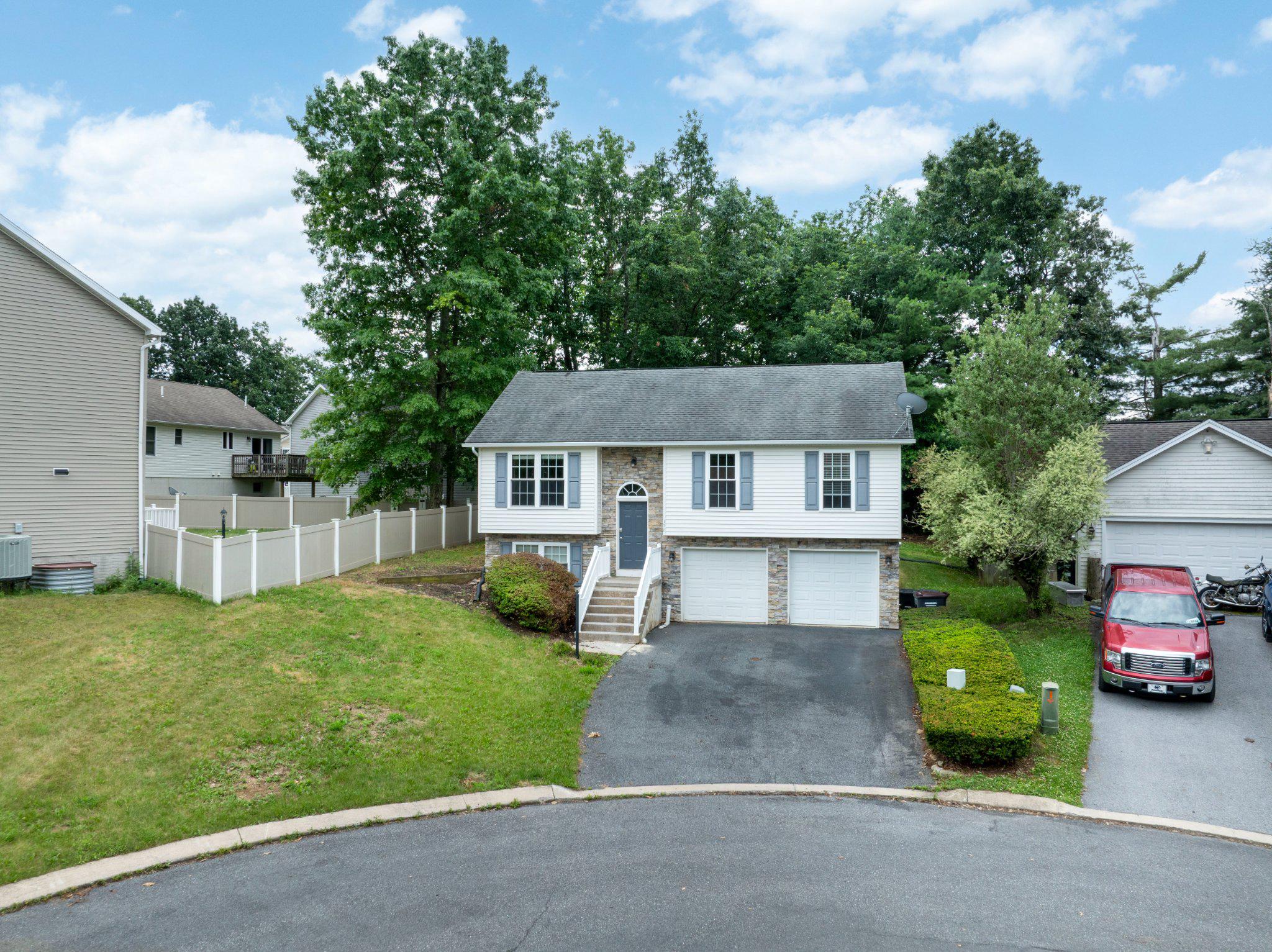 VALLEY VISTA - Residential