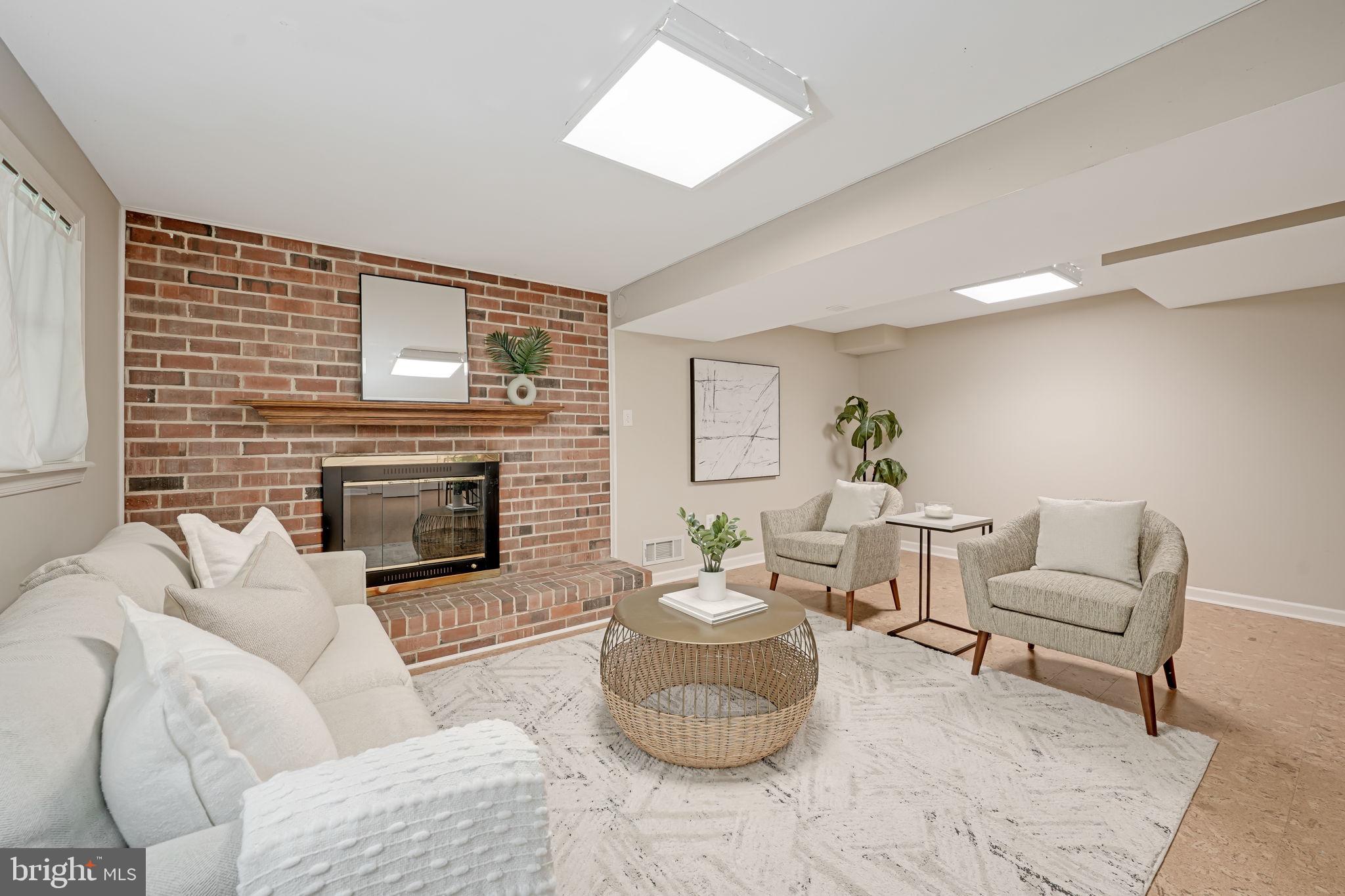 KINGS PARK WEST - Residential