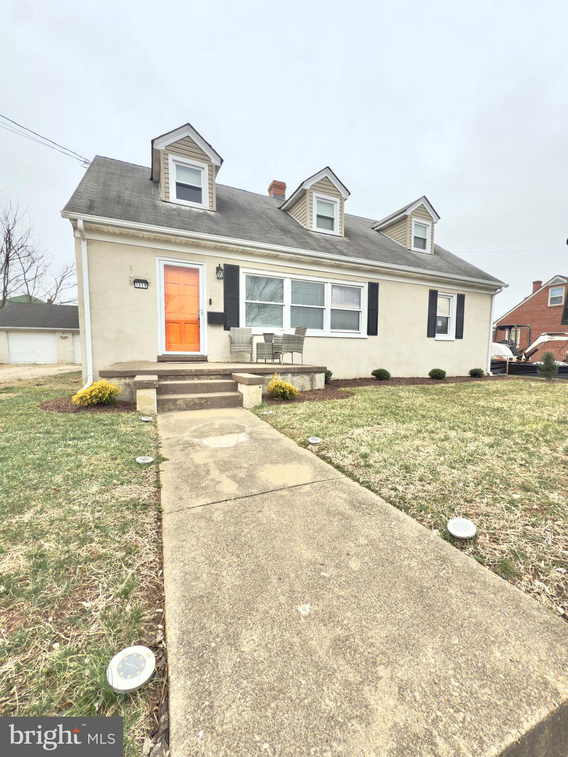 MAYFIELD - Residential