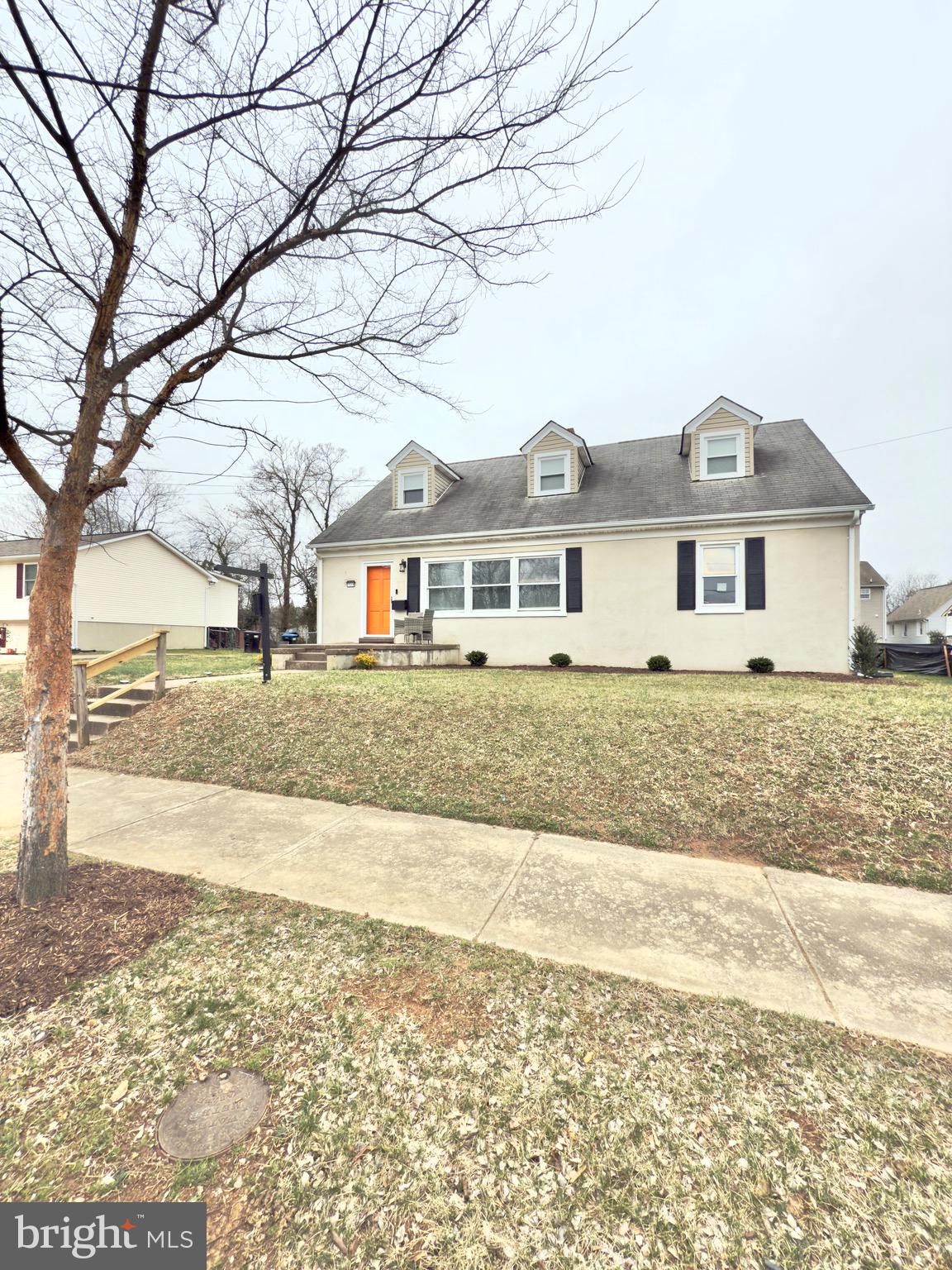 MAYFIELD - Residential