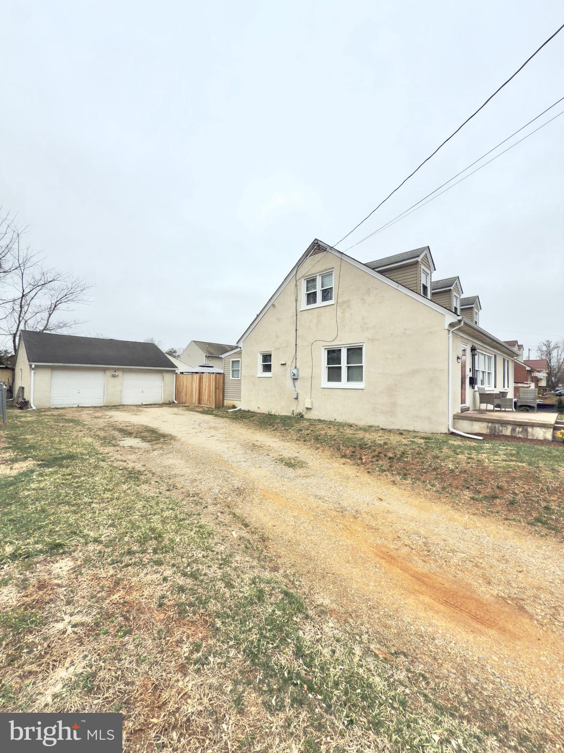 MAYFIELD - Residential
