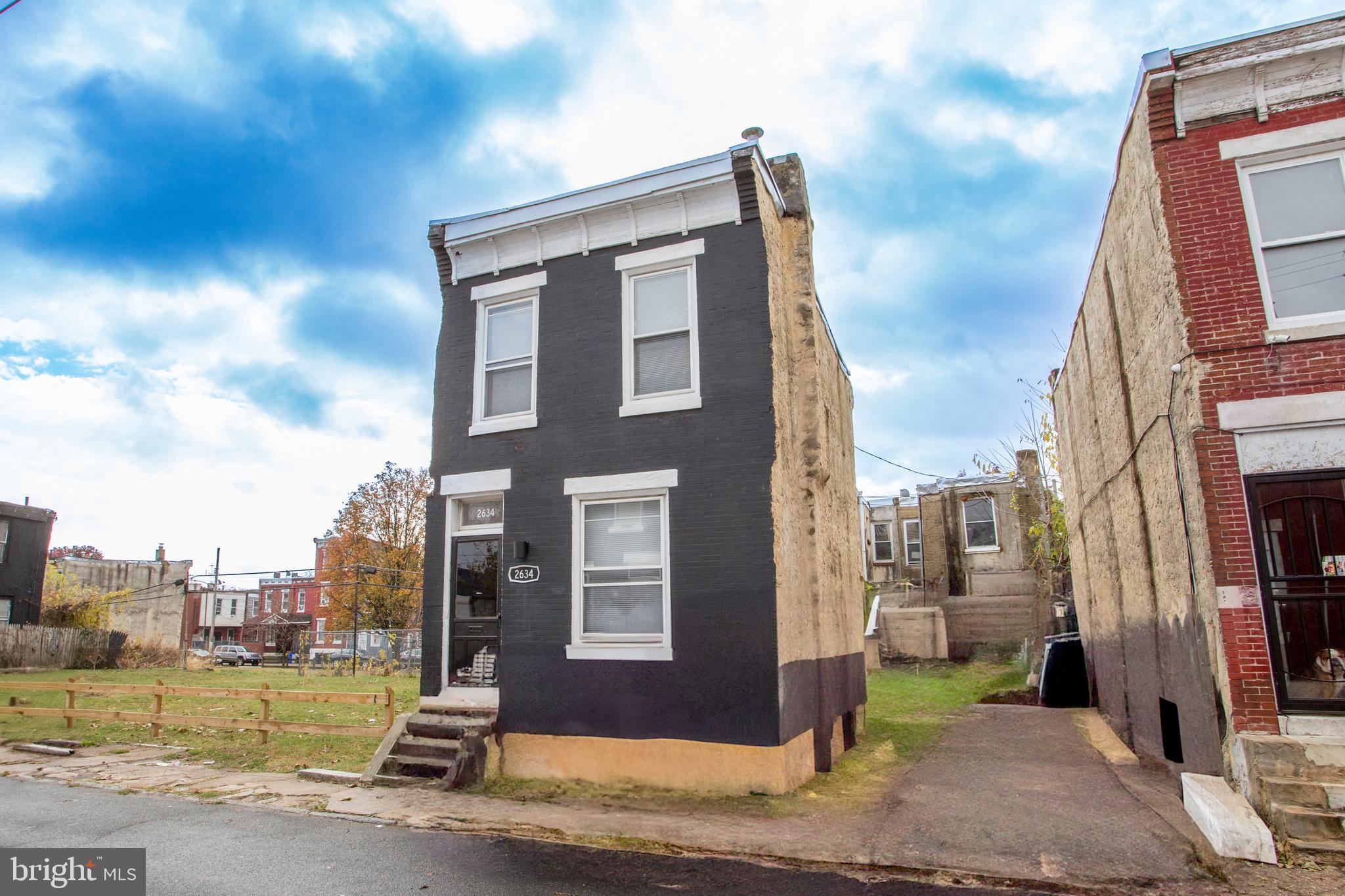 STRAWBERRY MANSION - Residential