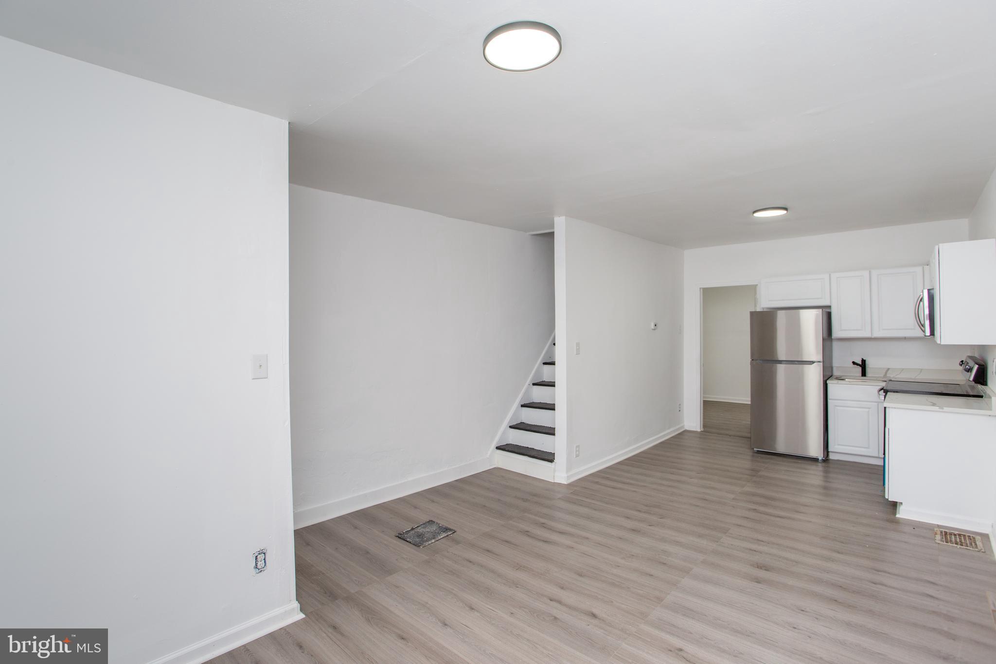STRAWBERRY MANSION - Residential