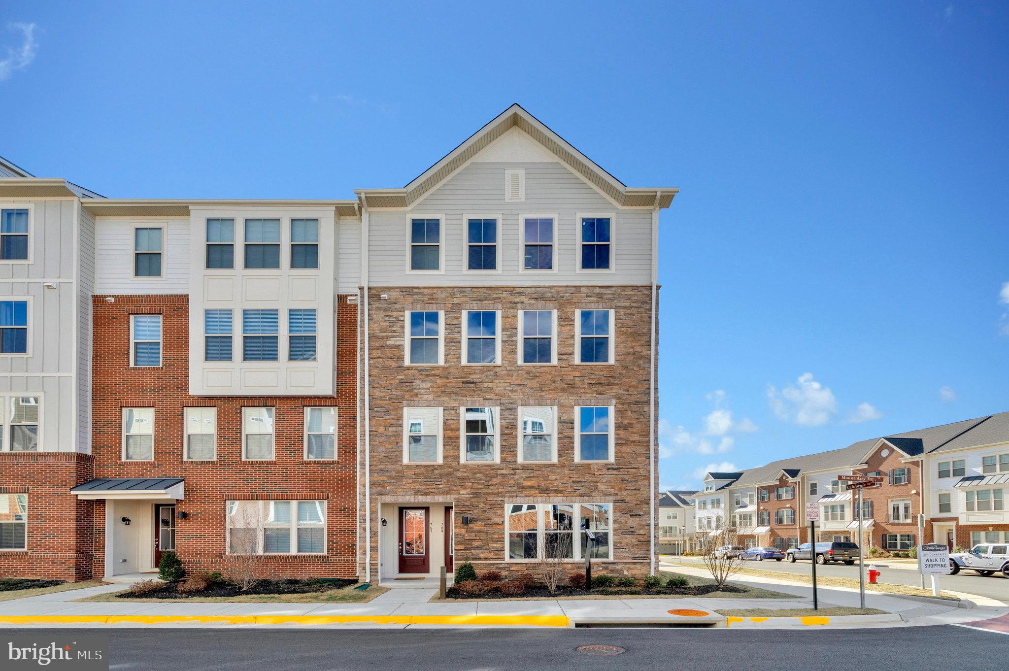 POTOMAC STATION MARKETPLACE - Residential Lease