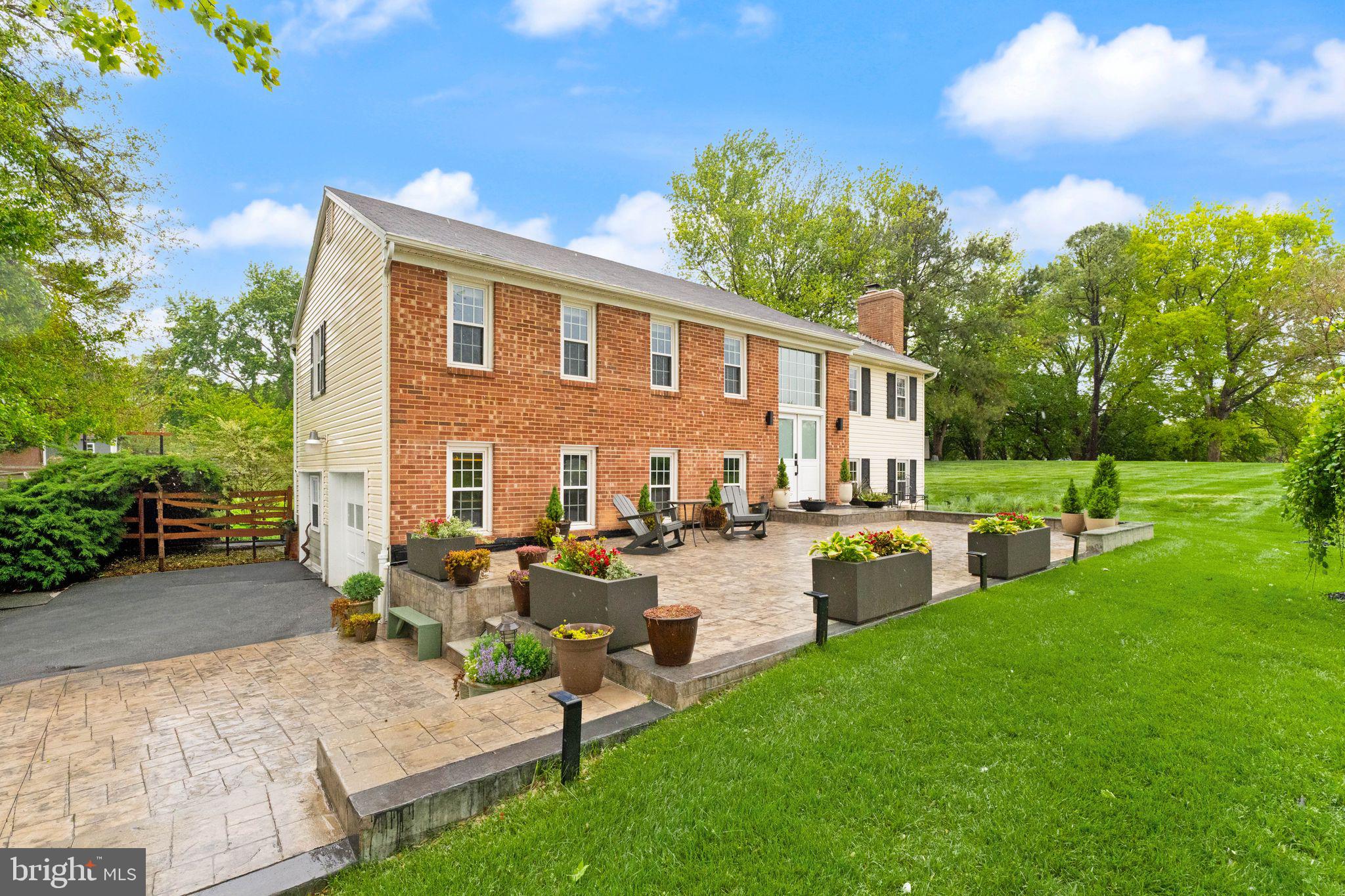 HYNSON KNOLLS - Residential