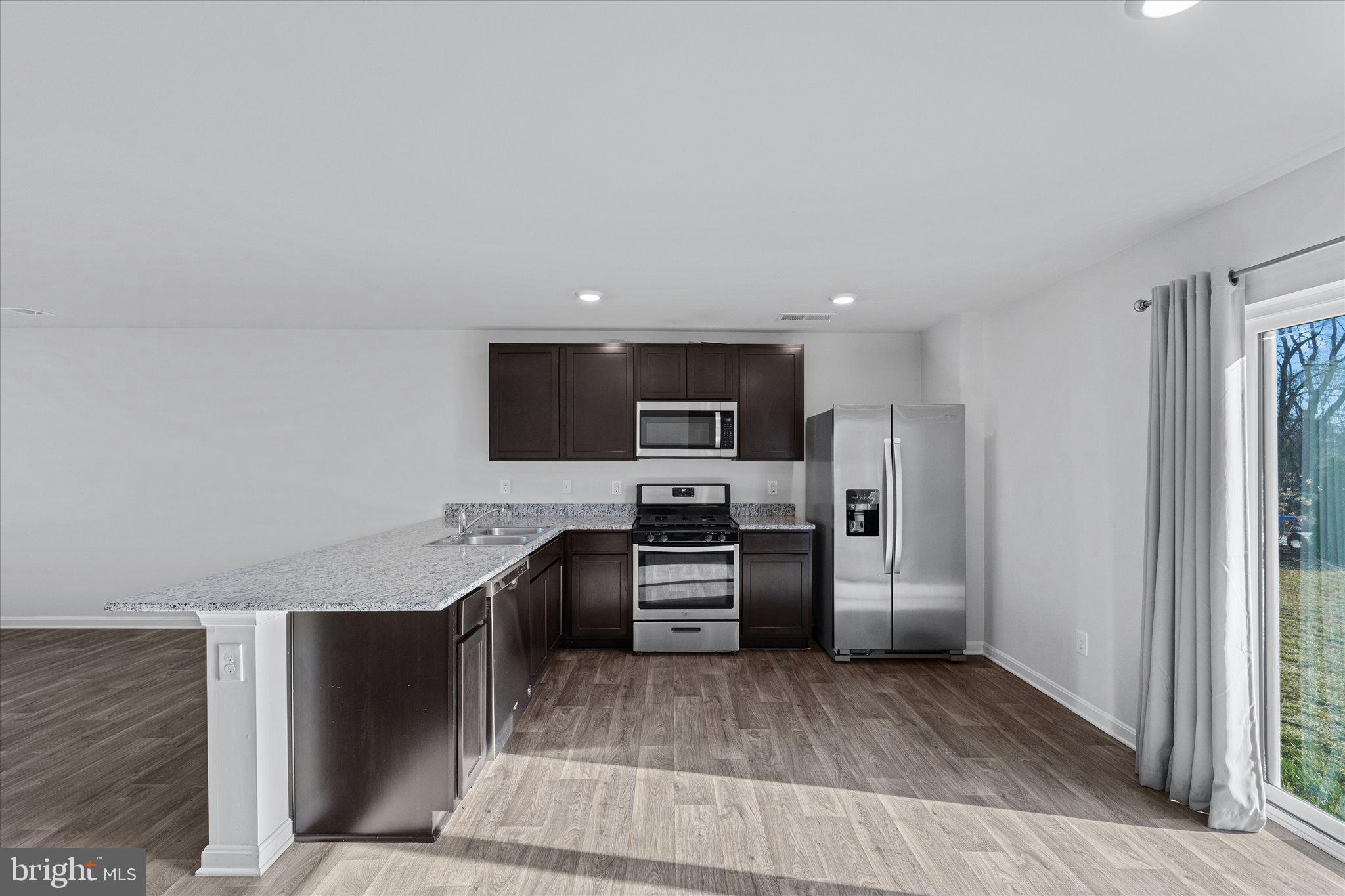 SHENANDOAH CROSSING - Residential Lease