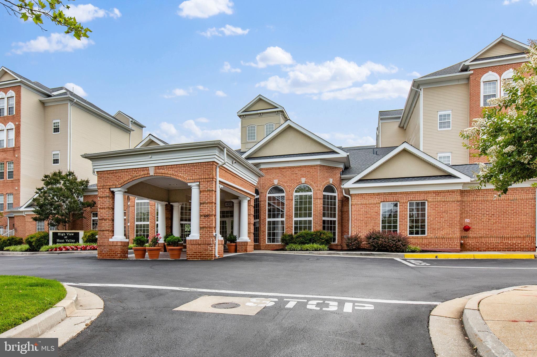 HIGH VIEW AT HUNT VALLEY - Residential