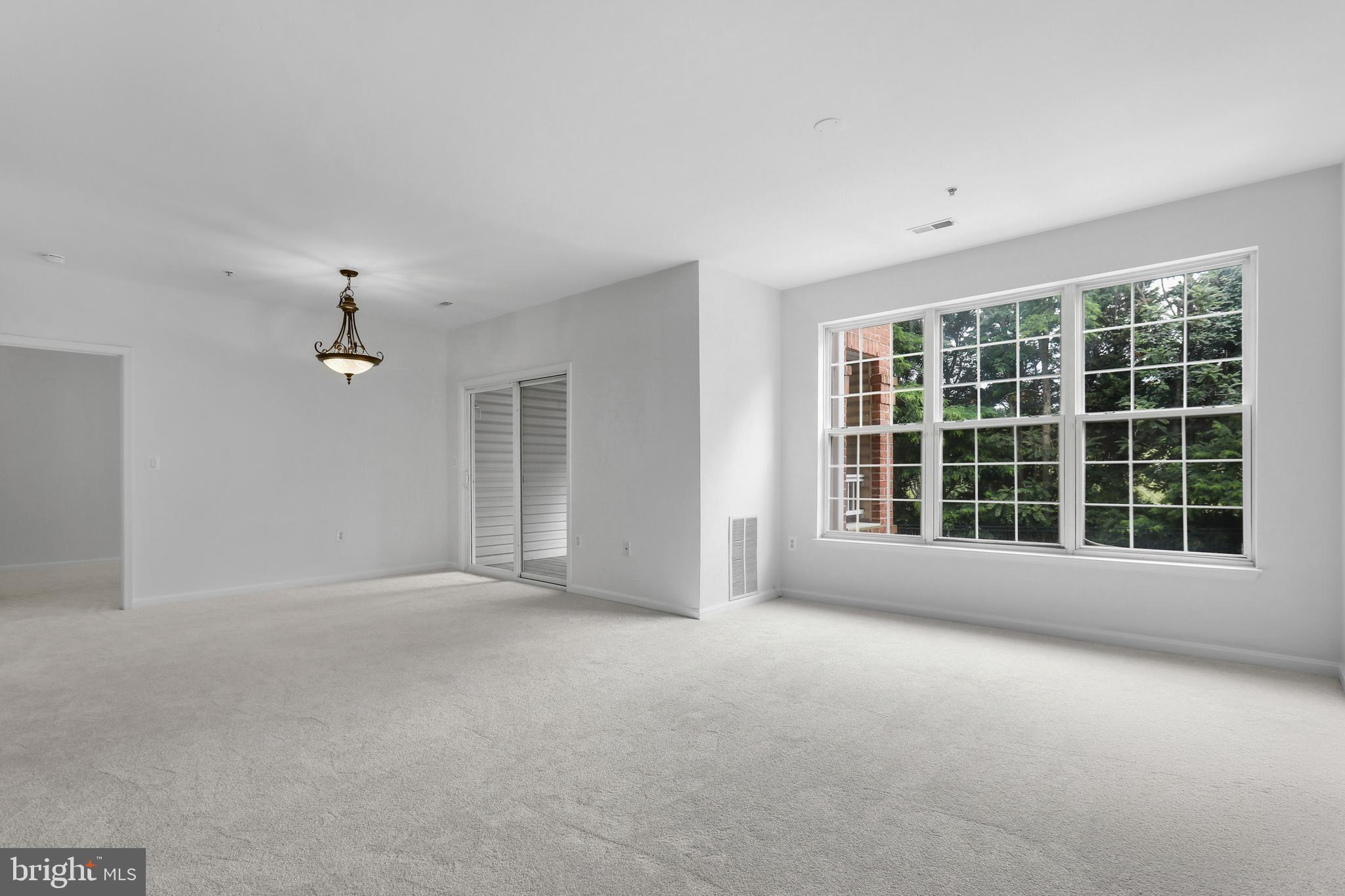 HIGH VIEW AT HUNT VALLEY - Residential