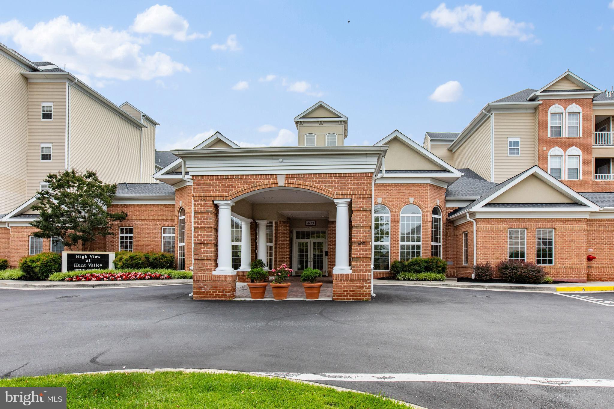 HIGH VIEW AT HUNT VALLEY - Residential