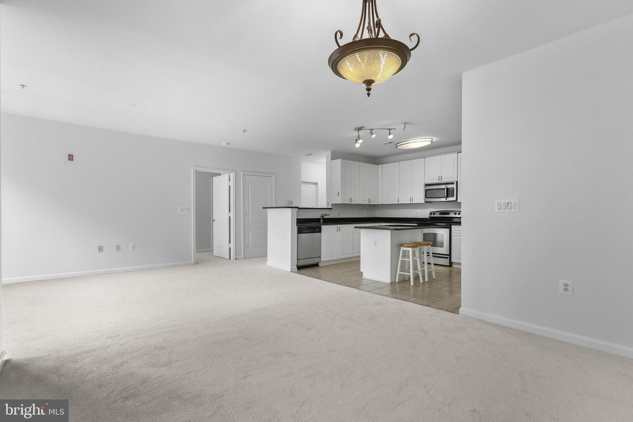 HIGH VIEW AT HUNT VALLEY - Residential