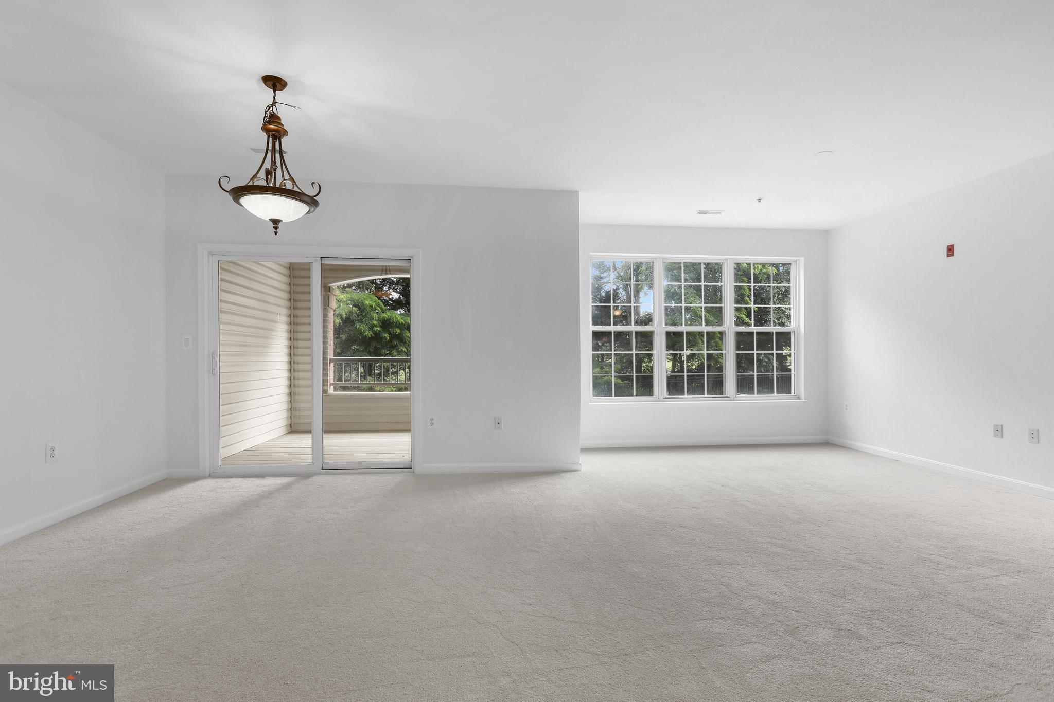 HIGH VIEW AT HUNT VALLEY - Residential