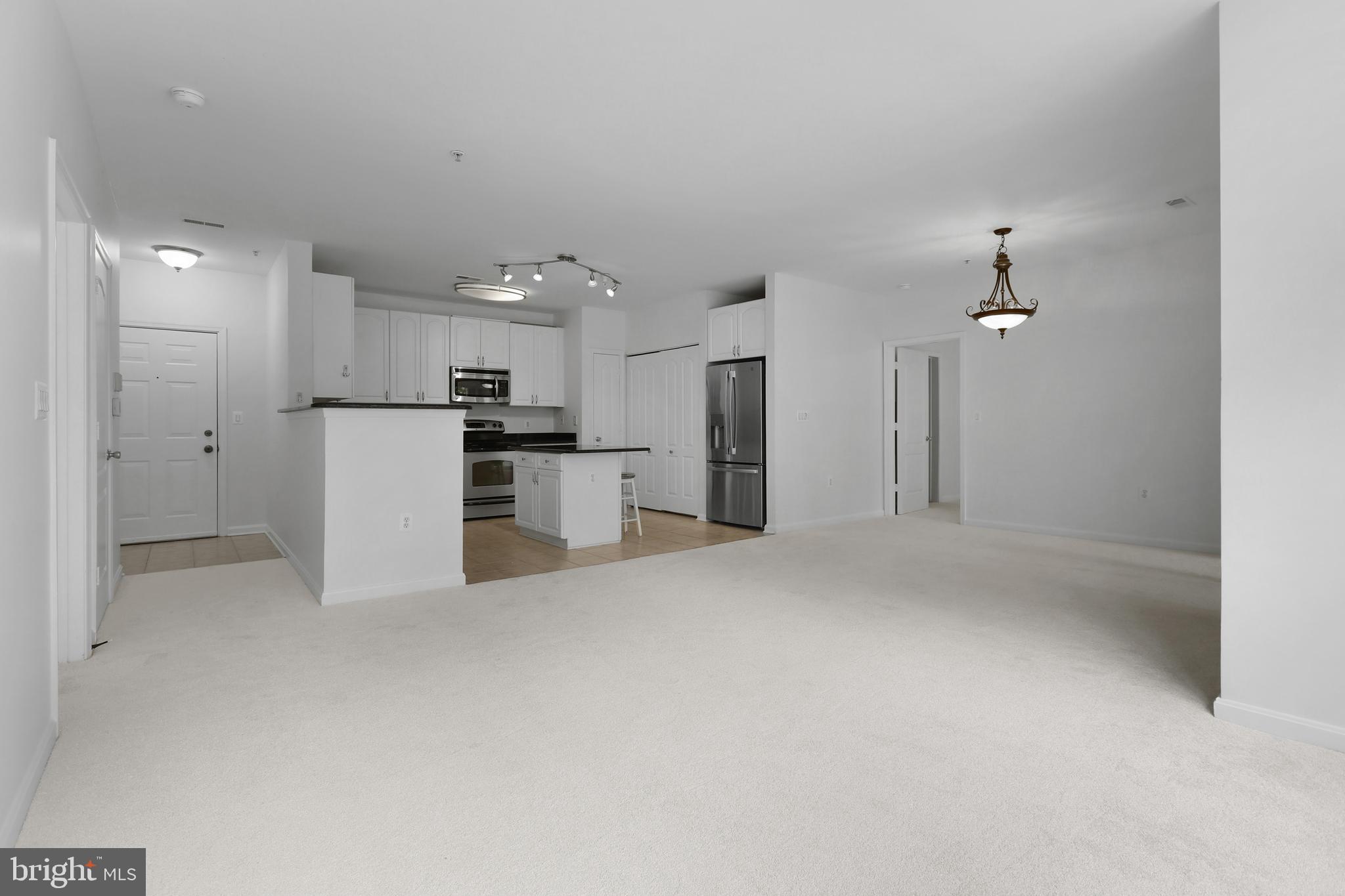 HIGH VIEW AT HUNT VALLEY - Residential