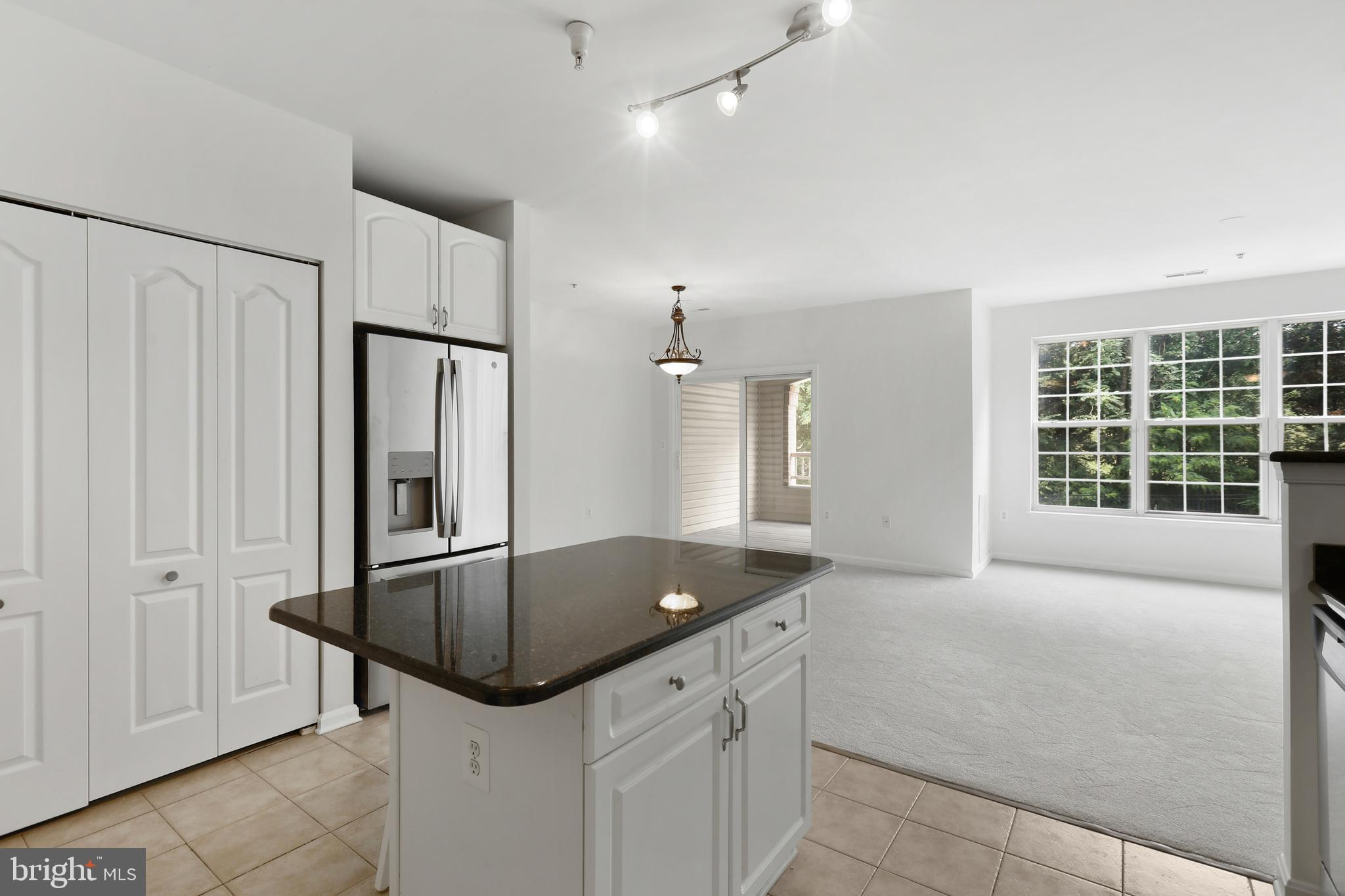 HIGH VIEW AT HUNT VALLEY - Residential
