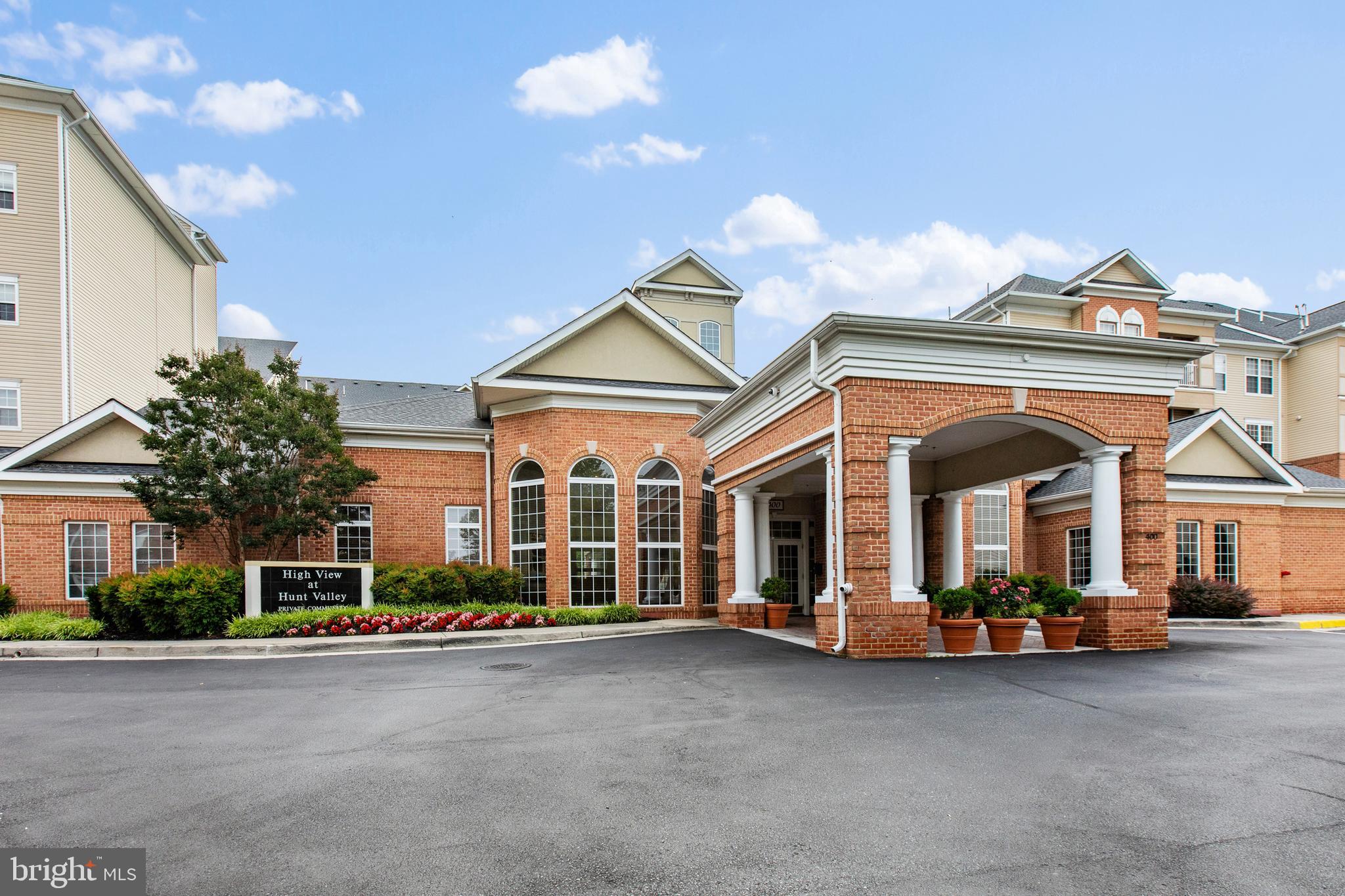 HIGH VIEW AT HUNT VALLEY - Residential