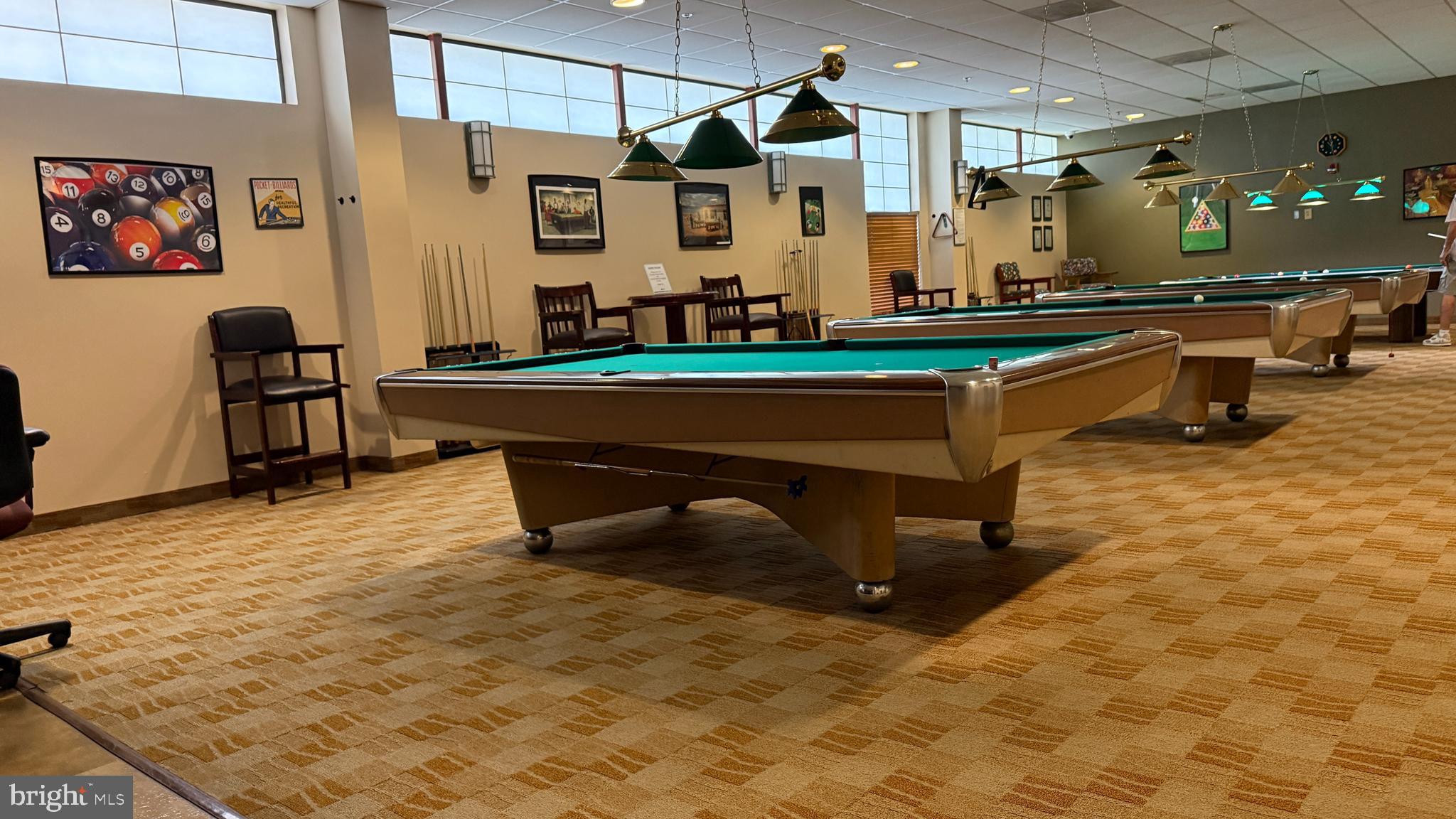 LEISURE WORLD - Residential