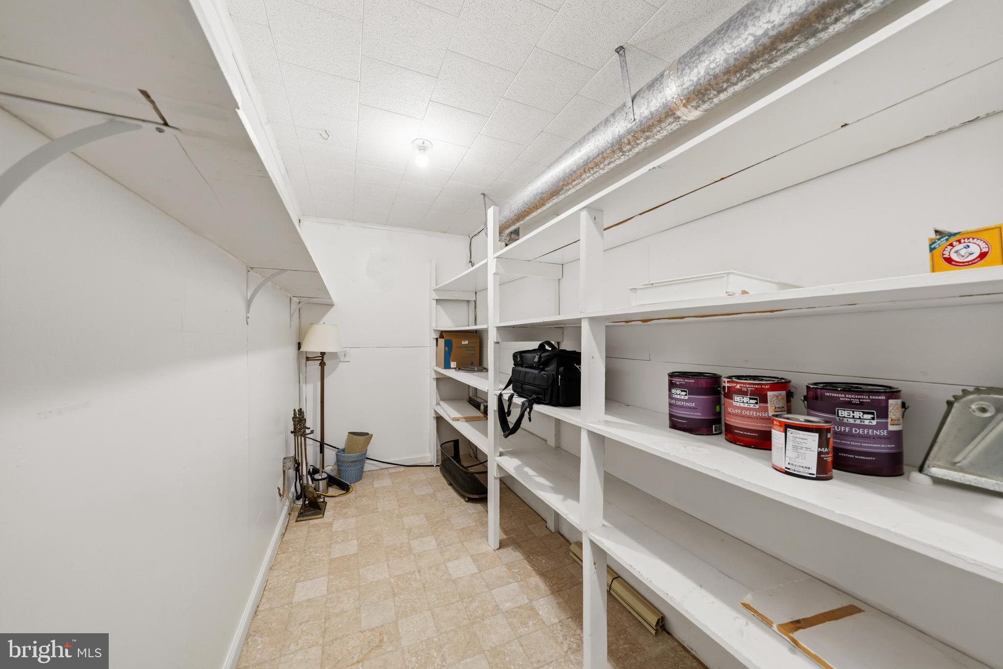 LEISURE WORLD - Residential