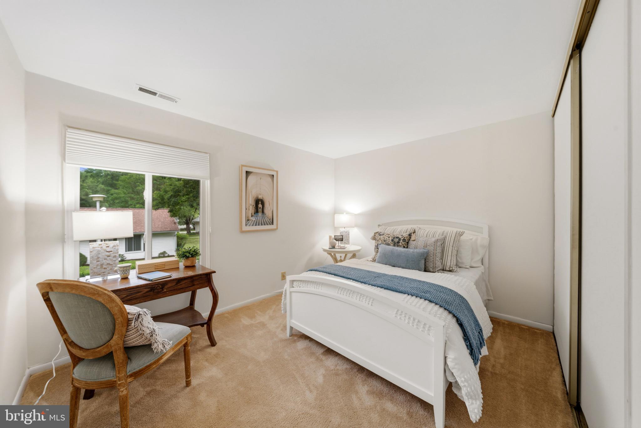 LEISURE WORLD - Residential
