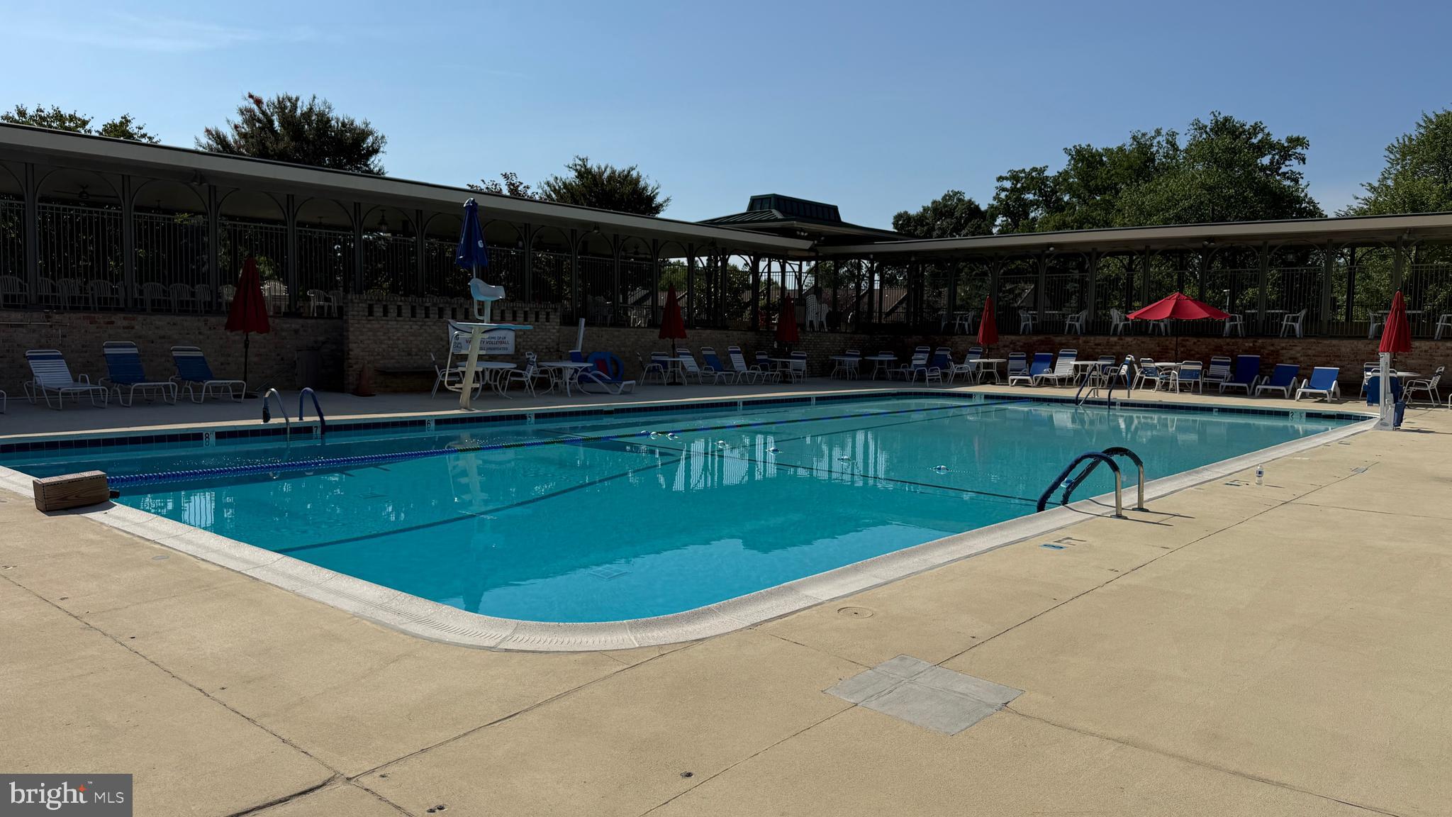 LEISURE WORLD - Residential