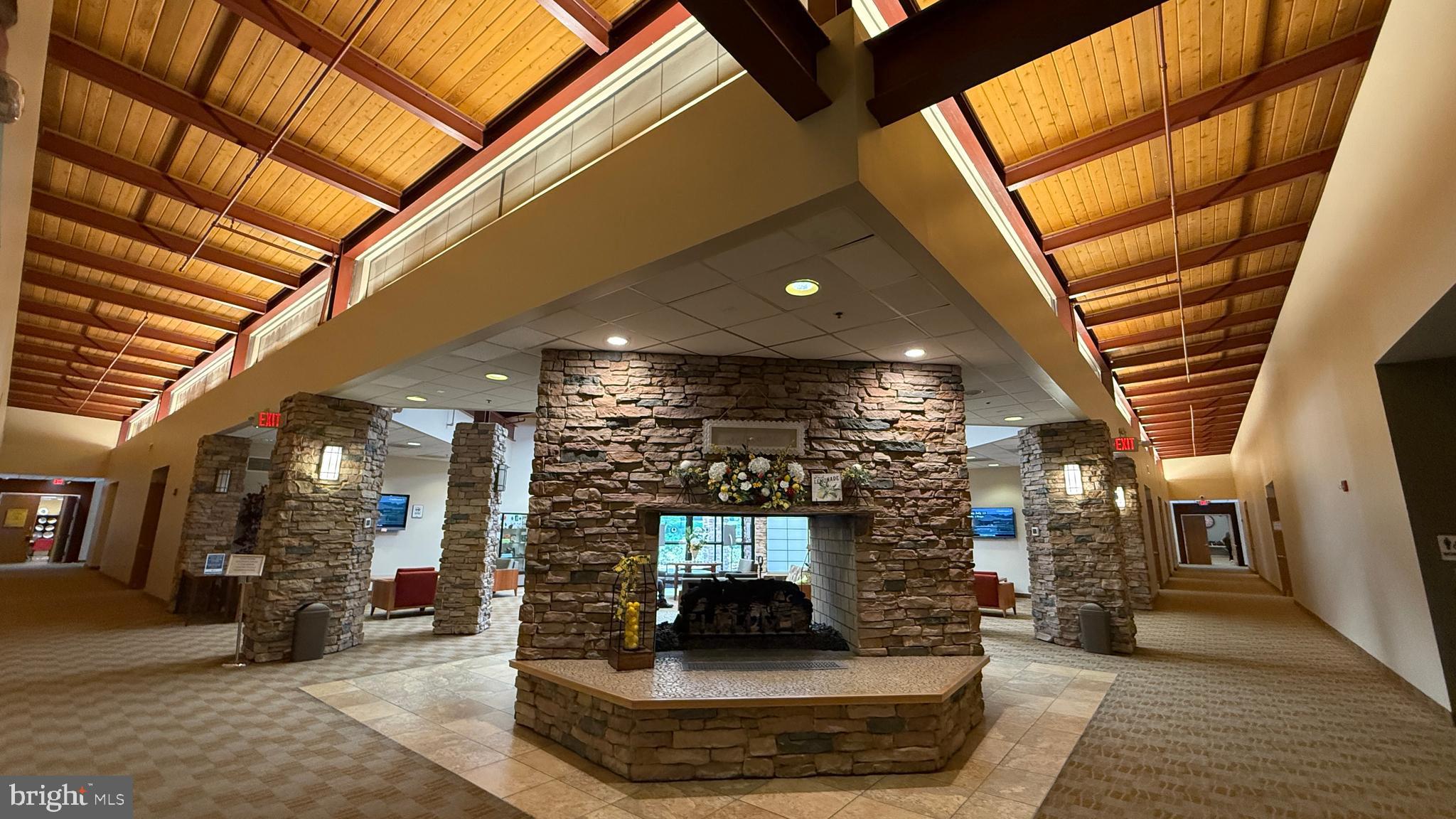 LEISURE WORLD - Residential