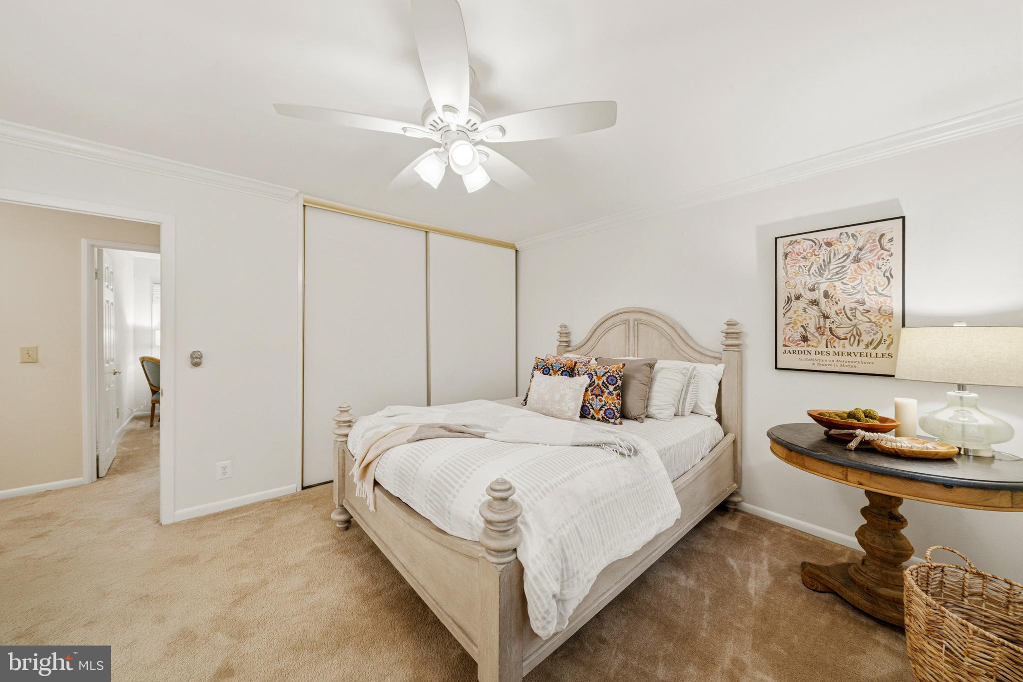 LEISURE WORLD - Residential