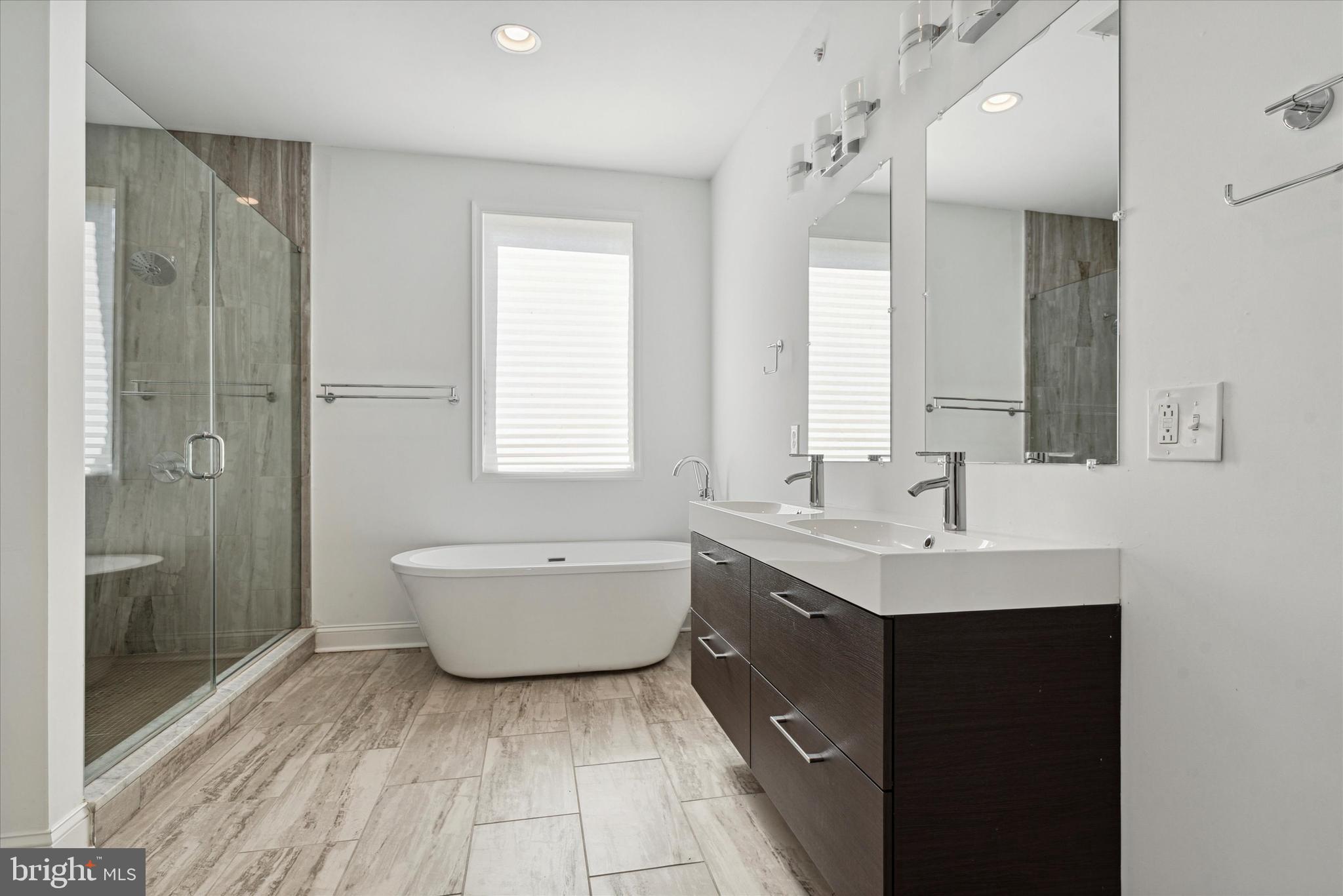 OLDE KENSINGTON - Residential