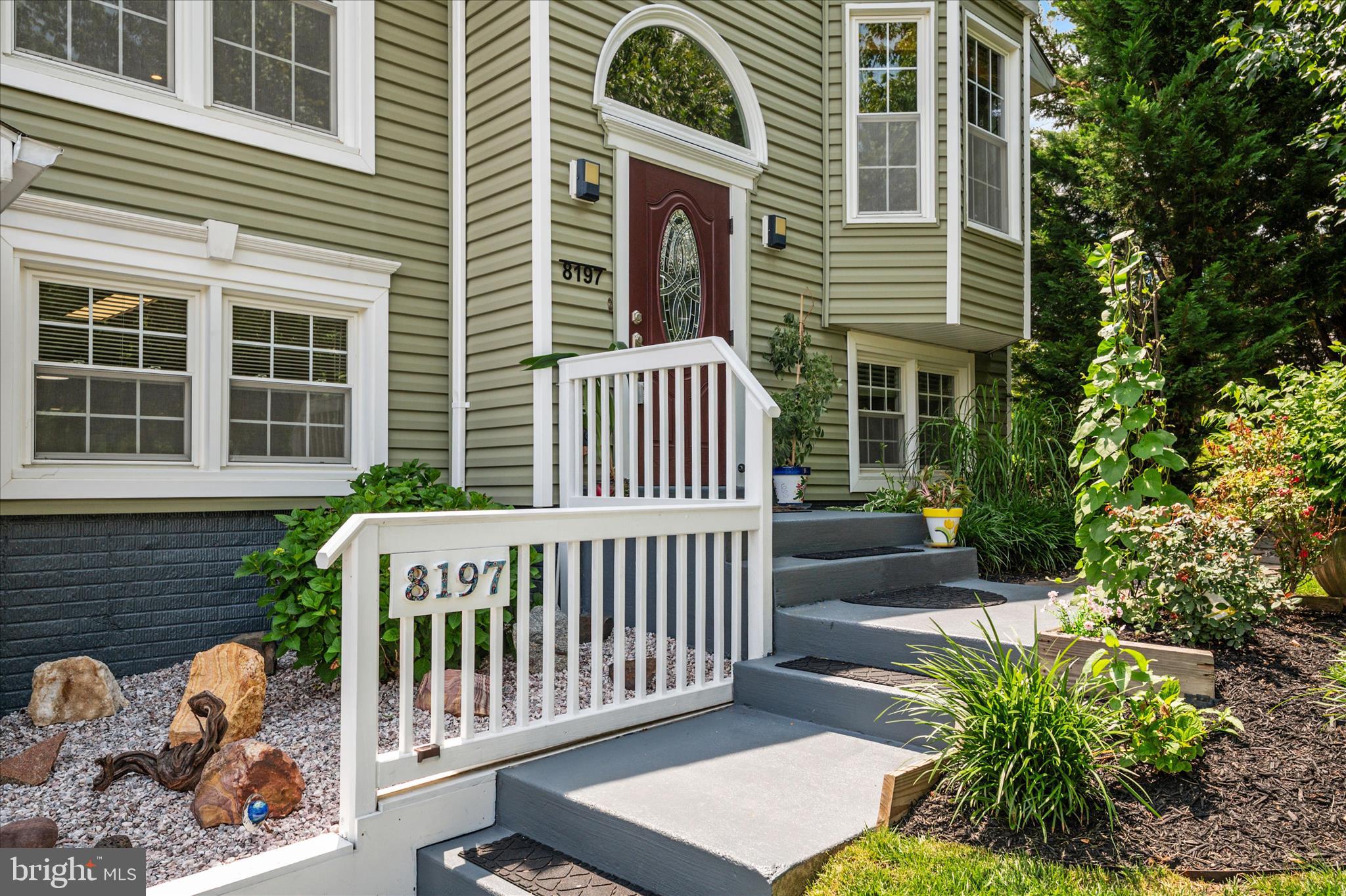 THE CEDARS - Residential