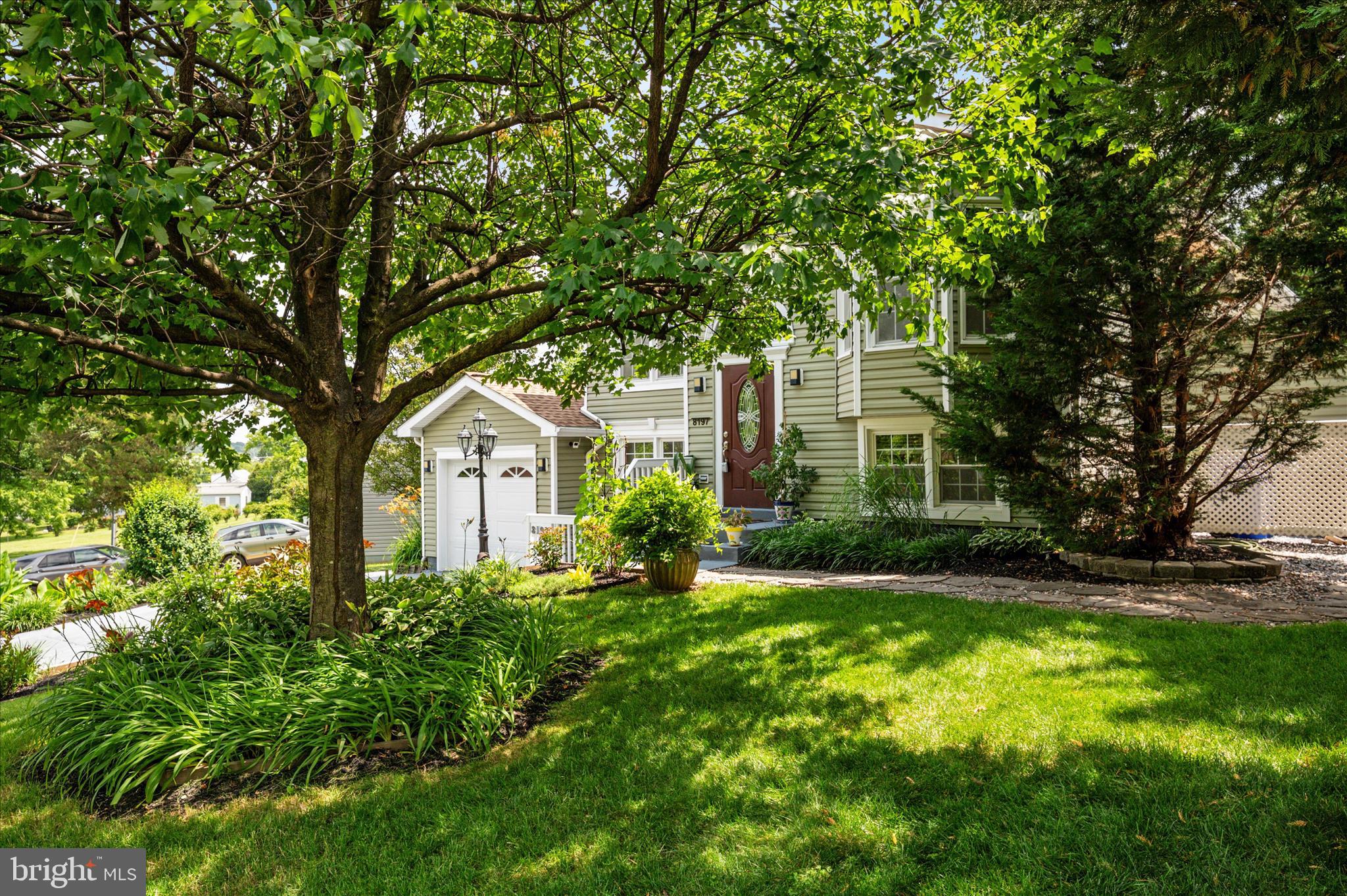 THE CEDARS - Residential