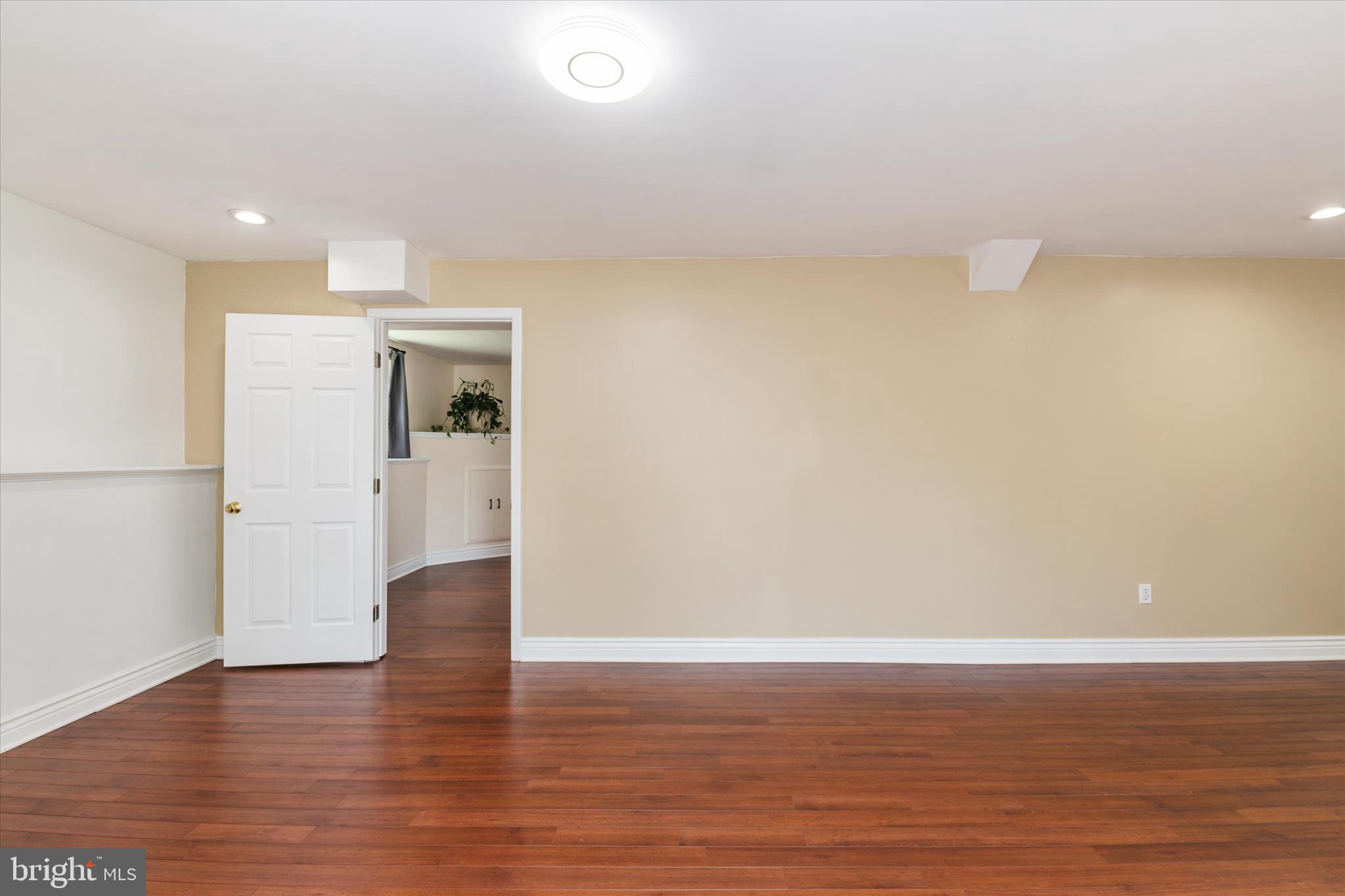 THE CEDARS - Residential