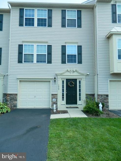 Great location in Dallastown schools just minutes off I-83, close to everything.  3BRS & 2 full baths w/ 3 finished levels & 1-car GAR.  Last building at the top of the hill, little traffic, very desirable setting. Short Sale Buyer to pay $4000 loss mitigation fee" at settlement.  Utilities are off.  Bank Approved at $105,000