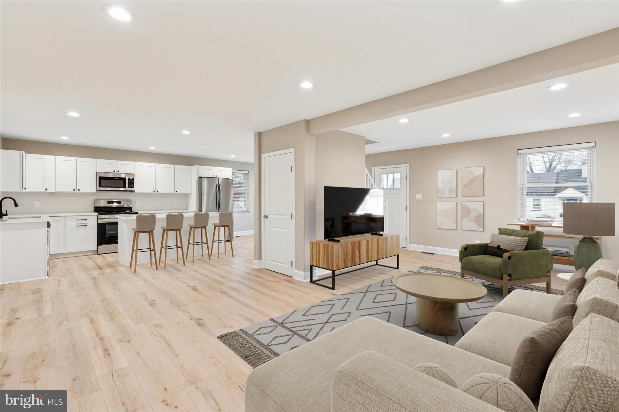 NORRISTOWN - Residential