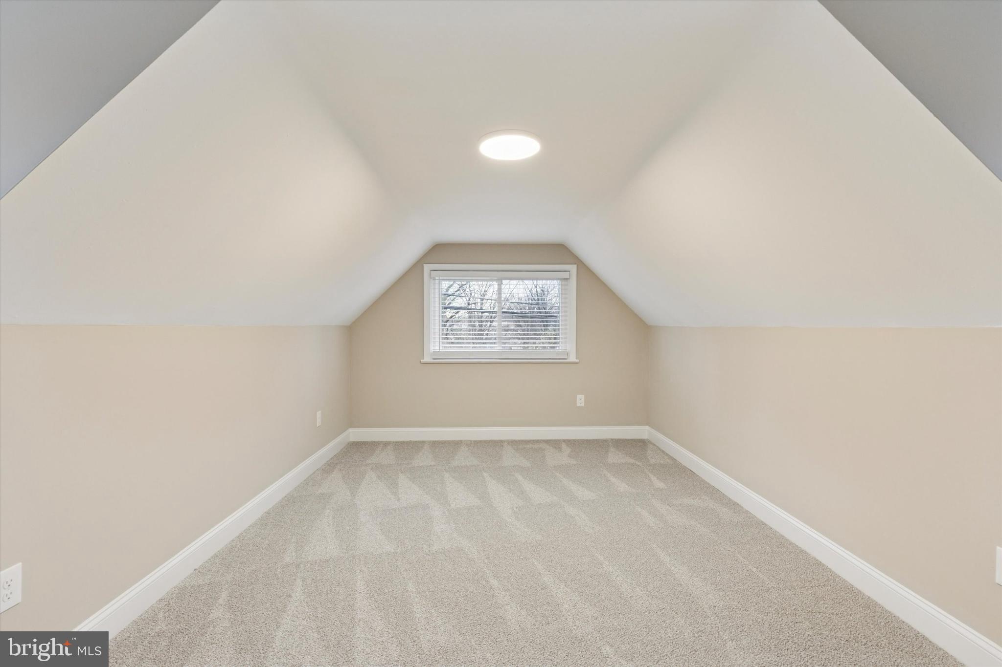 NORRISTOWN - Residential