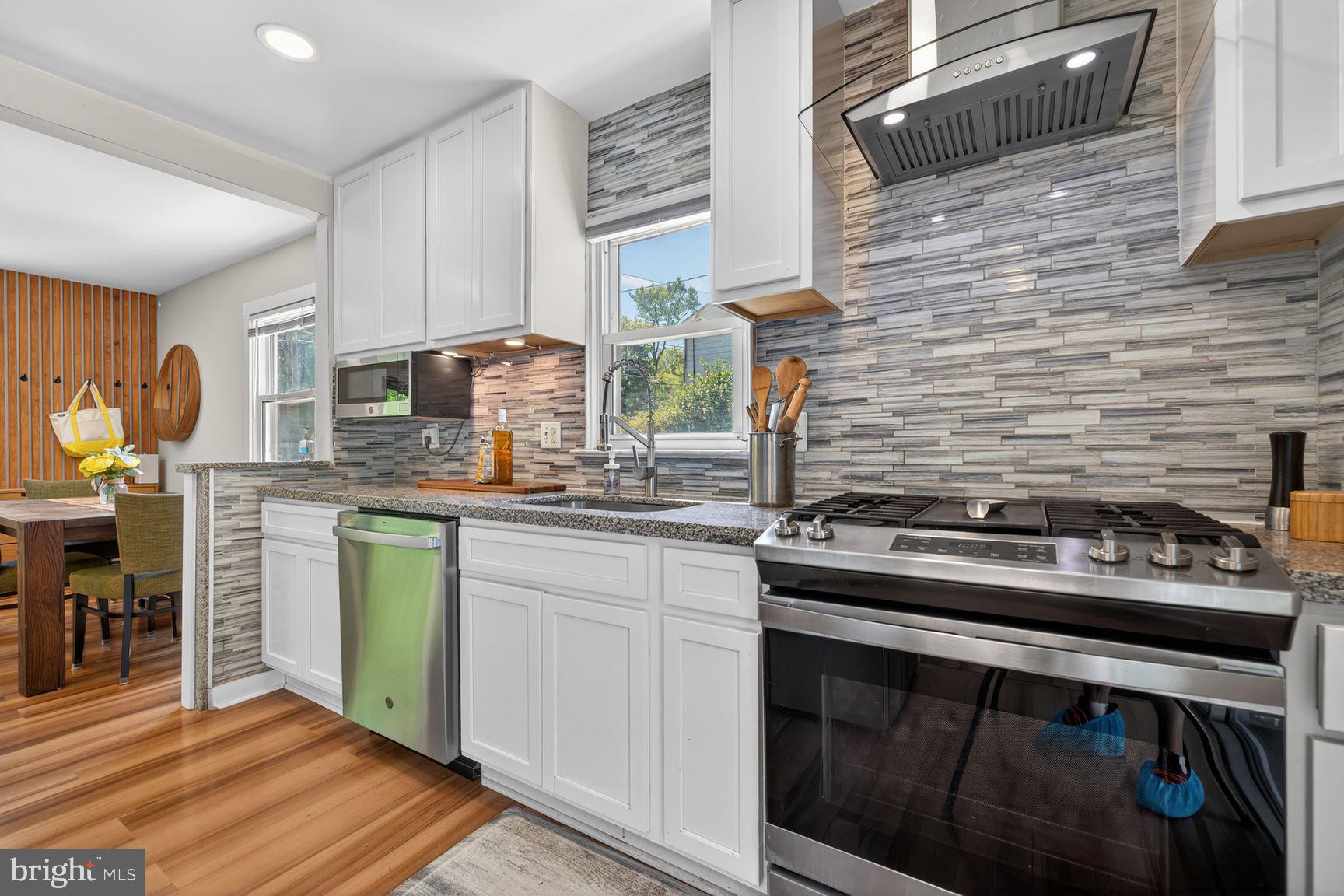 SILVER ROCK - Residential