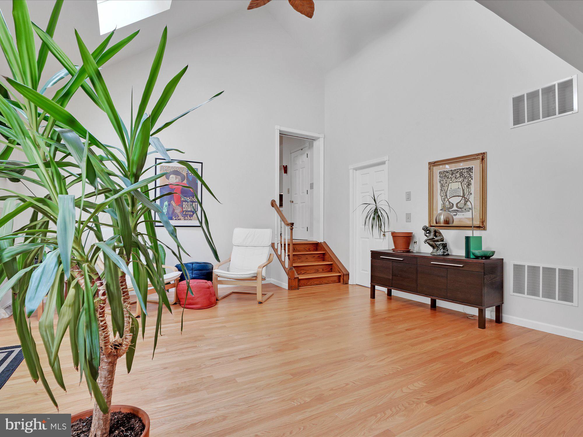 STONEY RUN - Residential