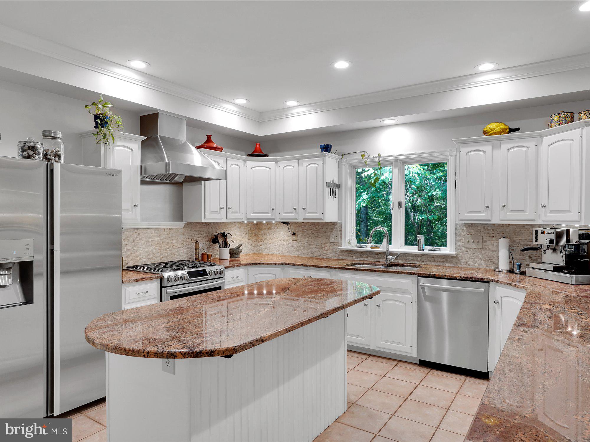 STONEY RUN - Residential
